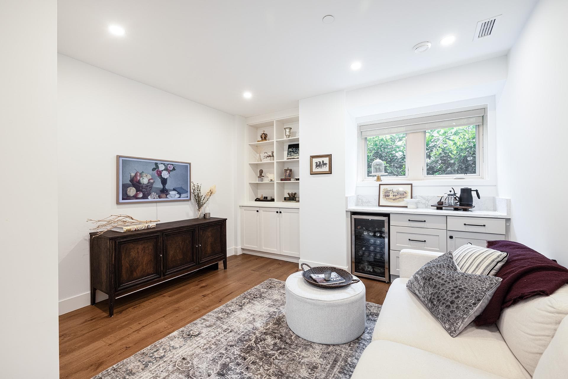 5471 Wales Street, Vancouver, V5R 3M9 — photo 2