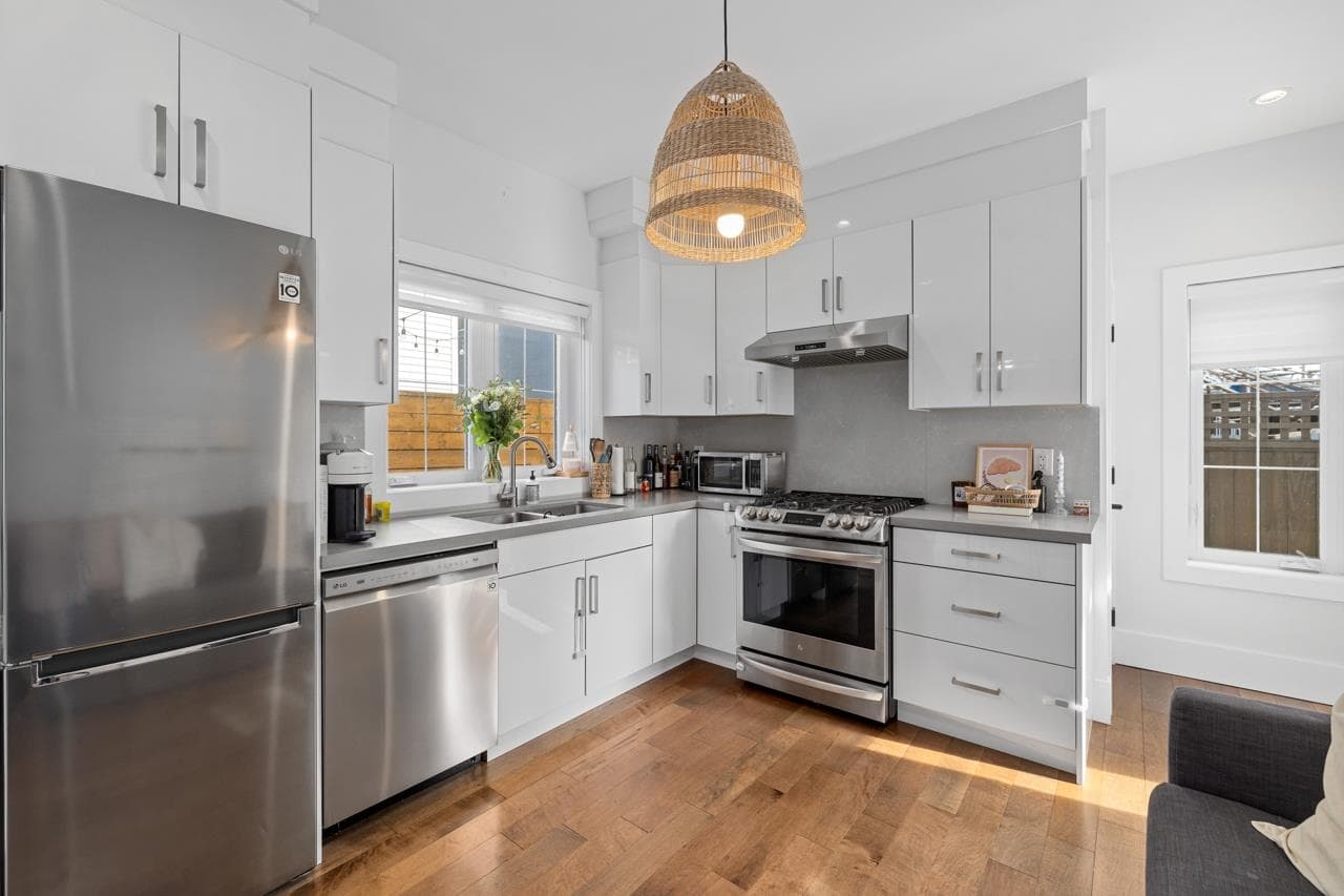 2252 Grant Street, Vancouver, V5L 2Z7 — photo 4