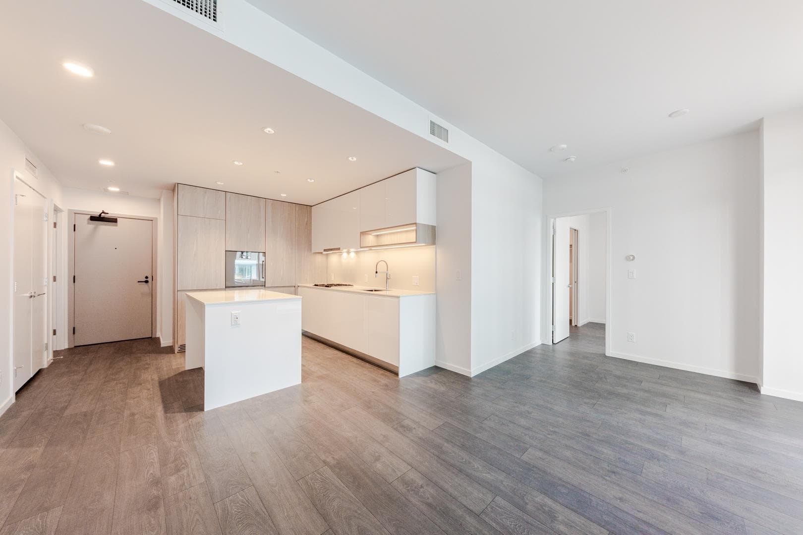 203 - 6788 Minoru Boulevard, Richmond, V6Y 0M6 — photo 4