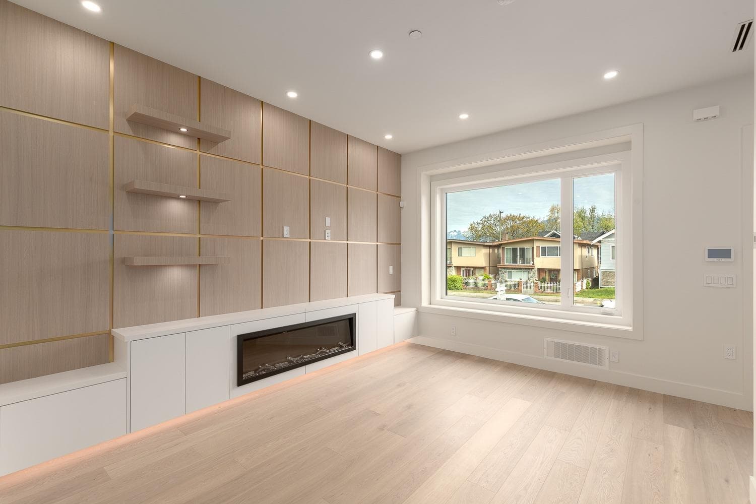 1 - 2658 Dundas Street, Vancouver, V5K 1P9 — photo 4