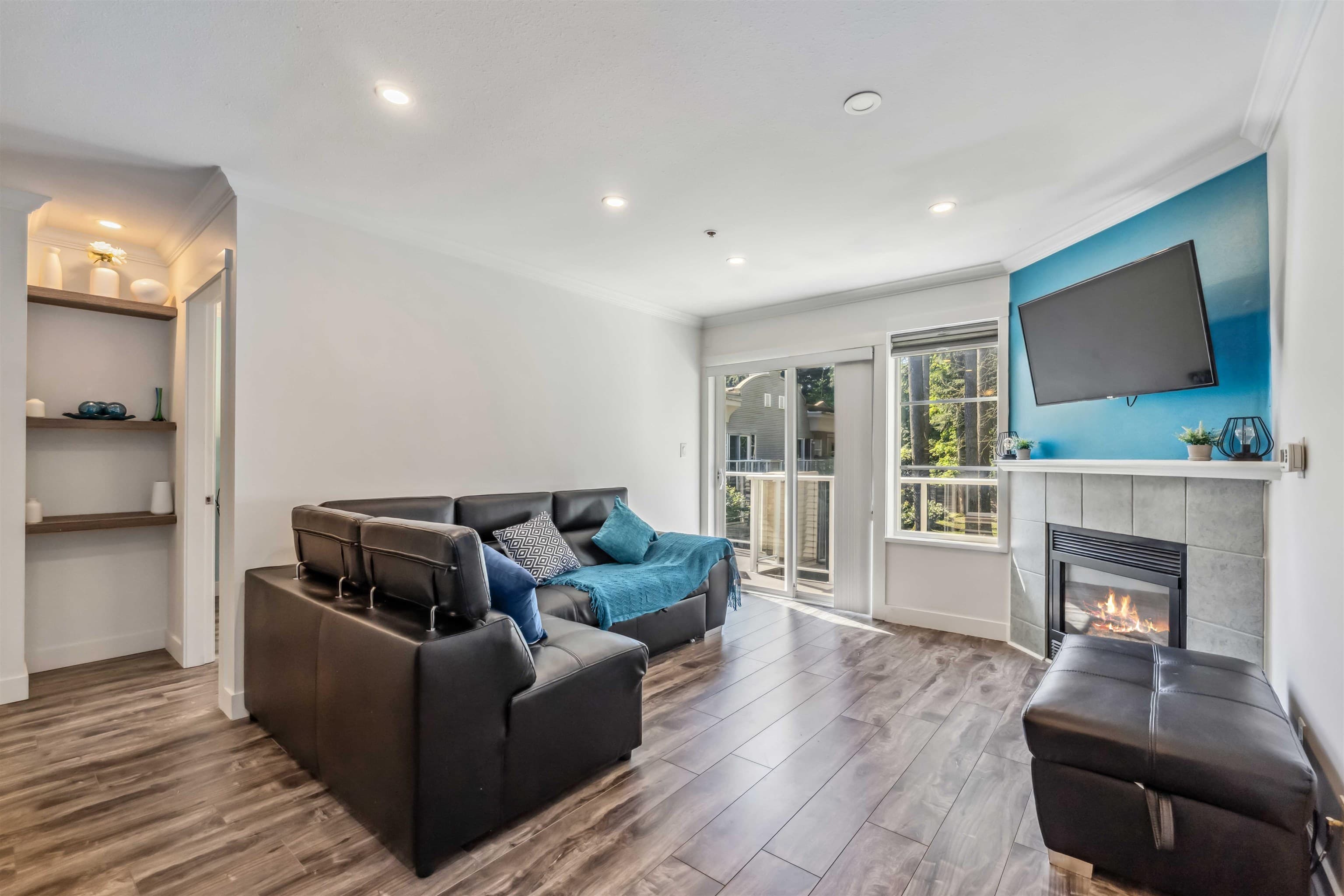 26 - 12449 191 Street, Pitt Meadows, V3Y 2R4 — photo 2