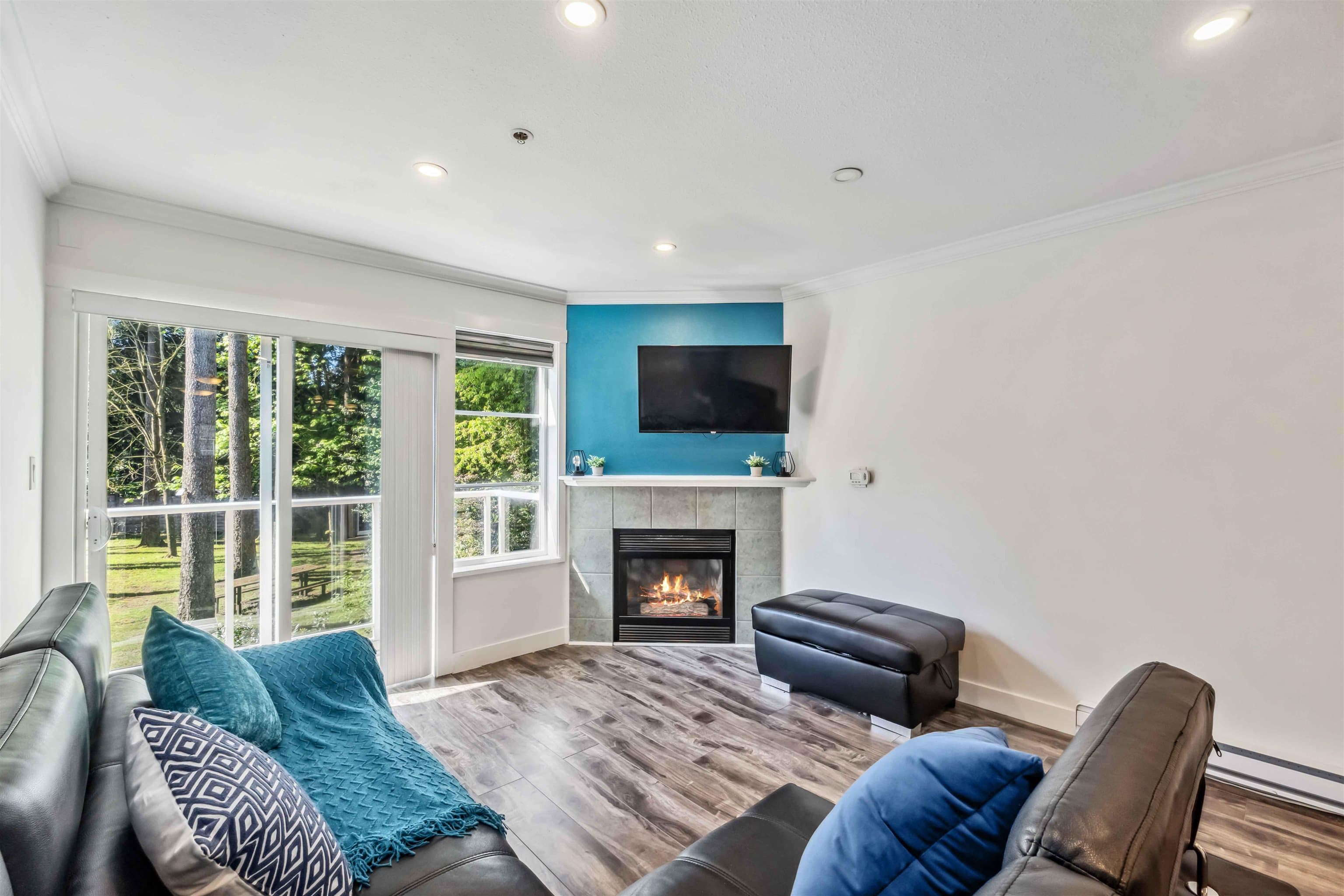 26 - 12449 191 Street, Pitt Meadows, V3Y 2R4 — photo 1