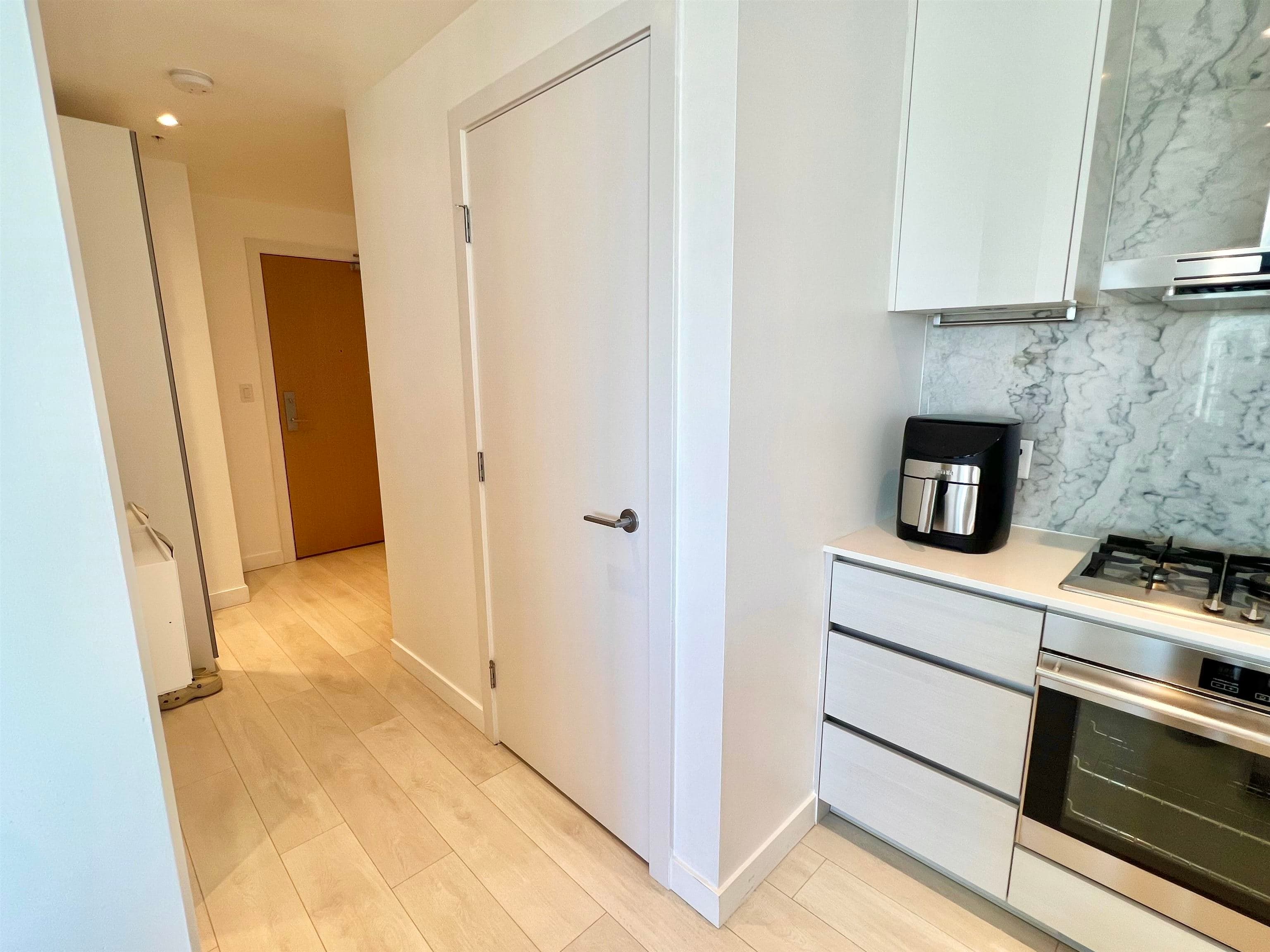 3710 - 6098 Station Street, Burnaby, V5H 0H4 — photo 5