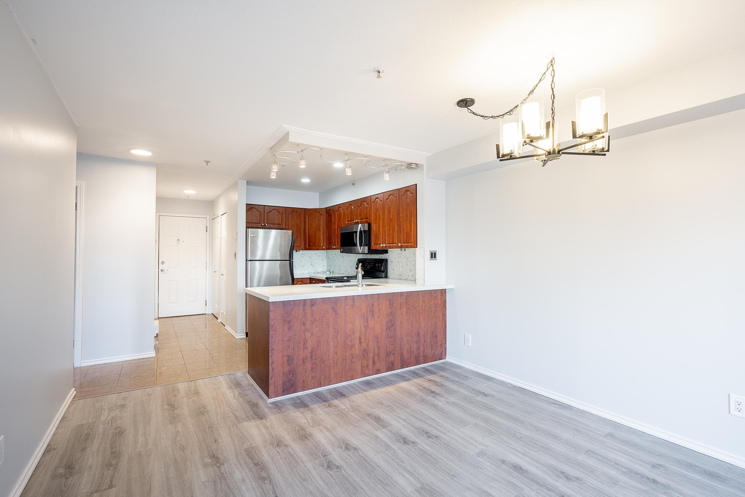 208 - 633 W 16th Avenue, Vancouver, V5Z 1S5 — photo 2