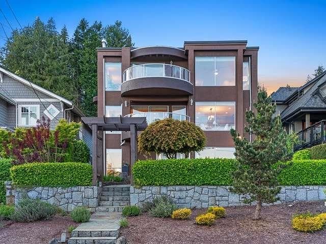 460 E 21st Street, North Vancouver