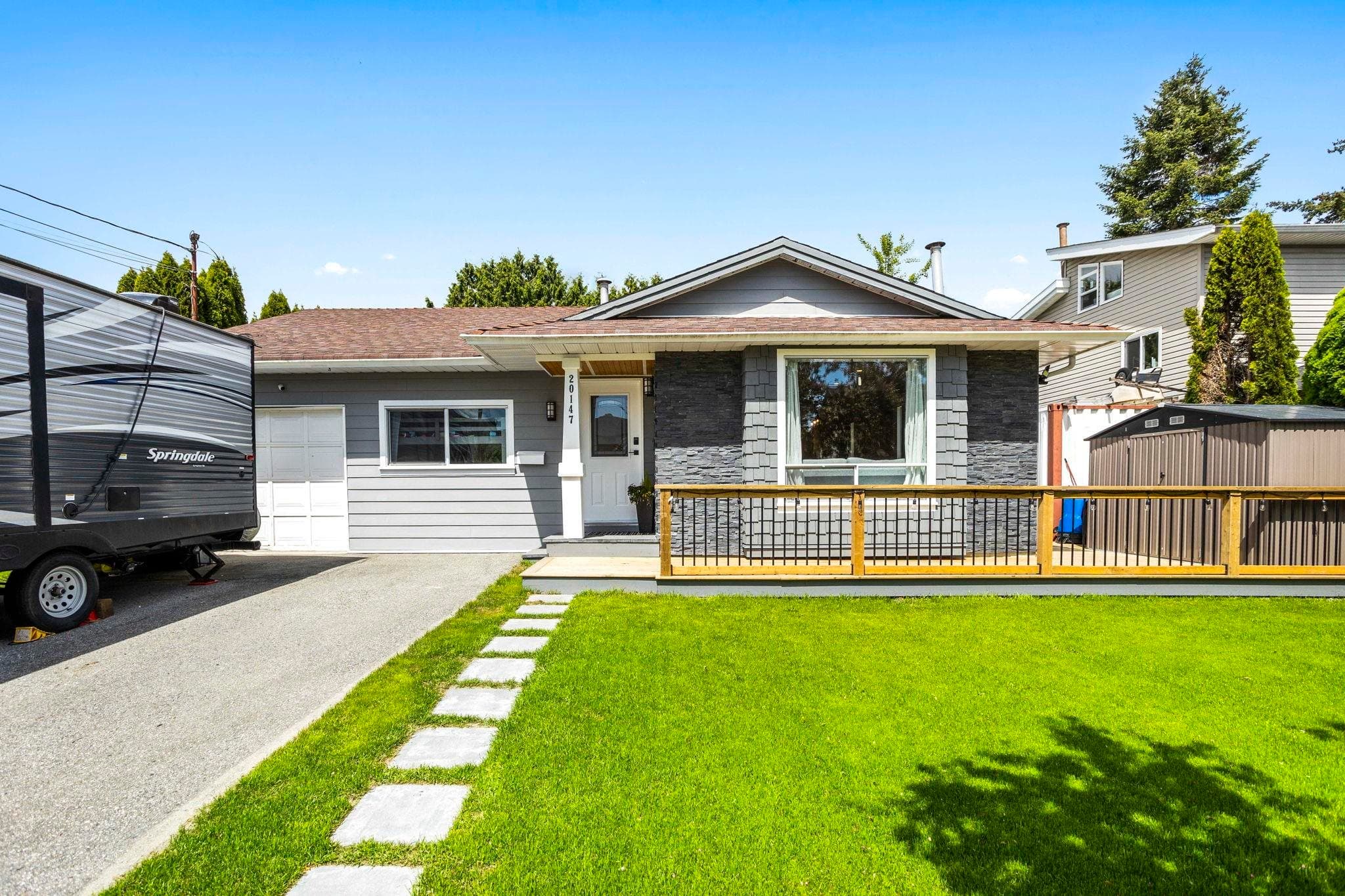 20147 Hampton Street, Maple Ridge