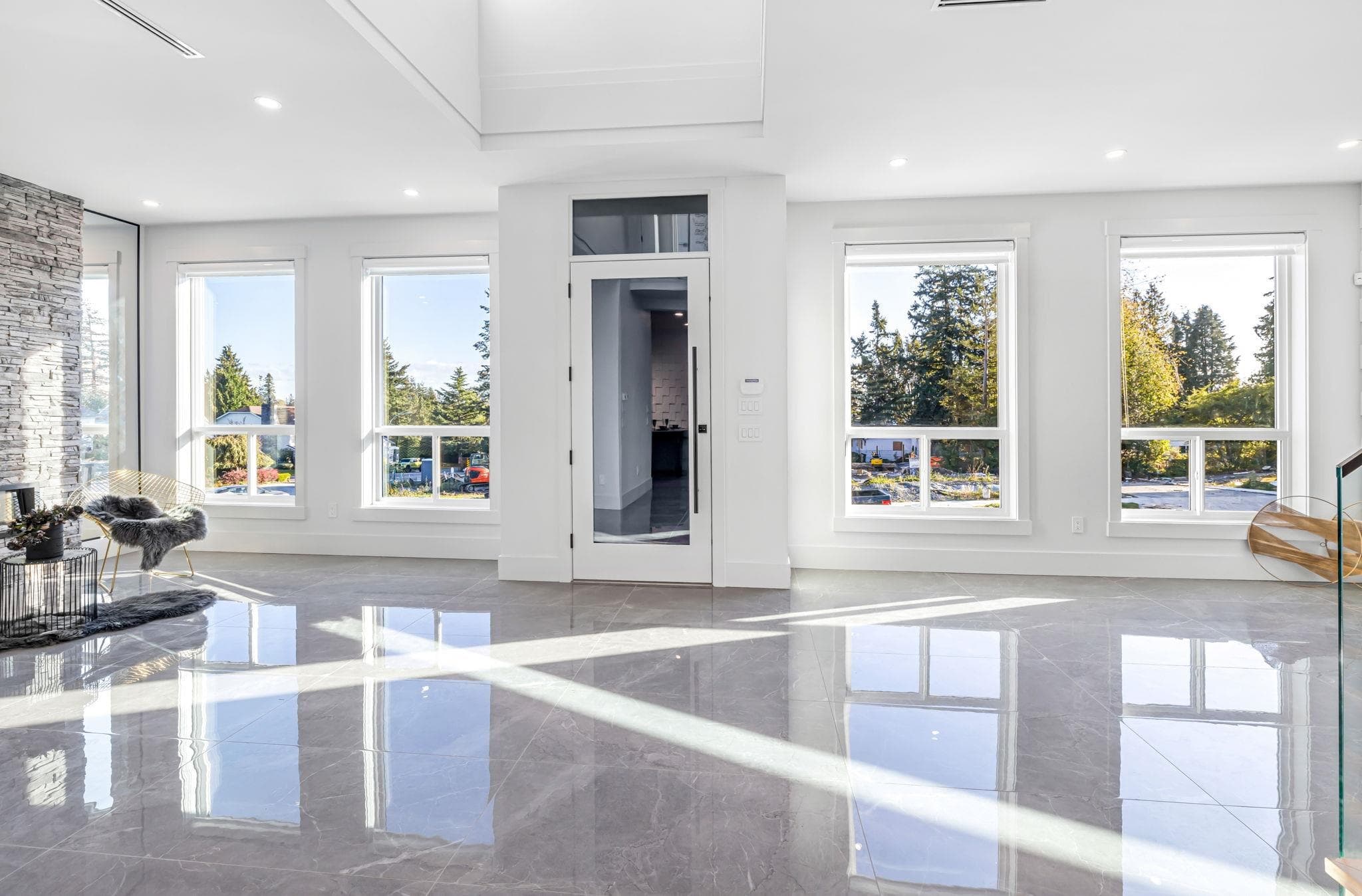 16059 9a Avenue, Surrey, V4A 4W5 — photo 4