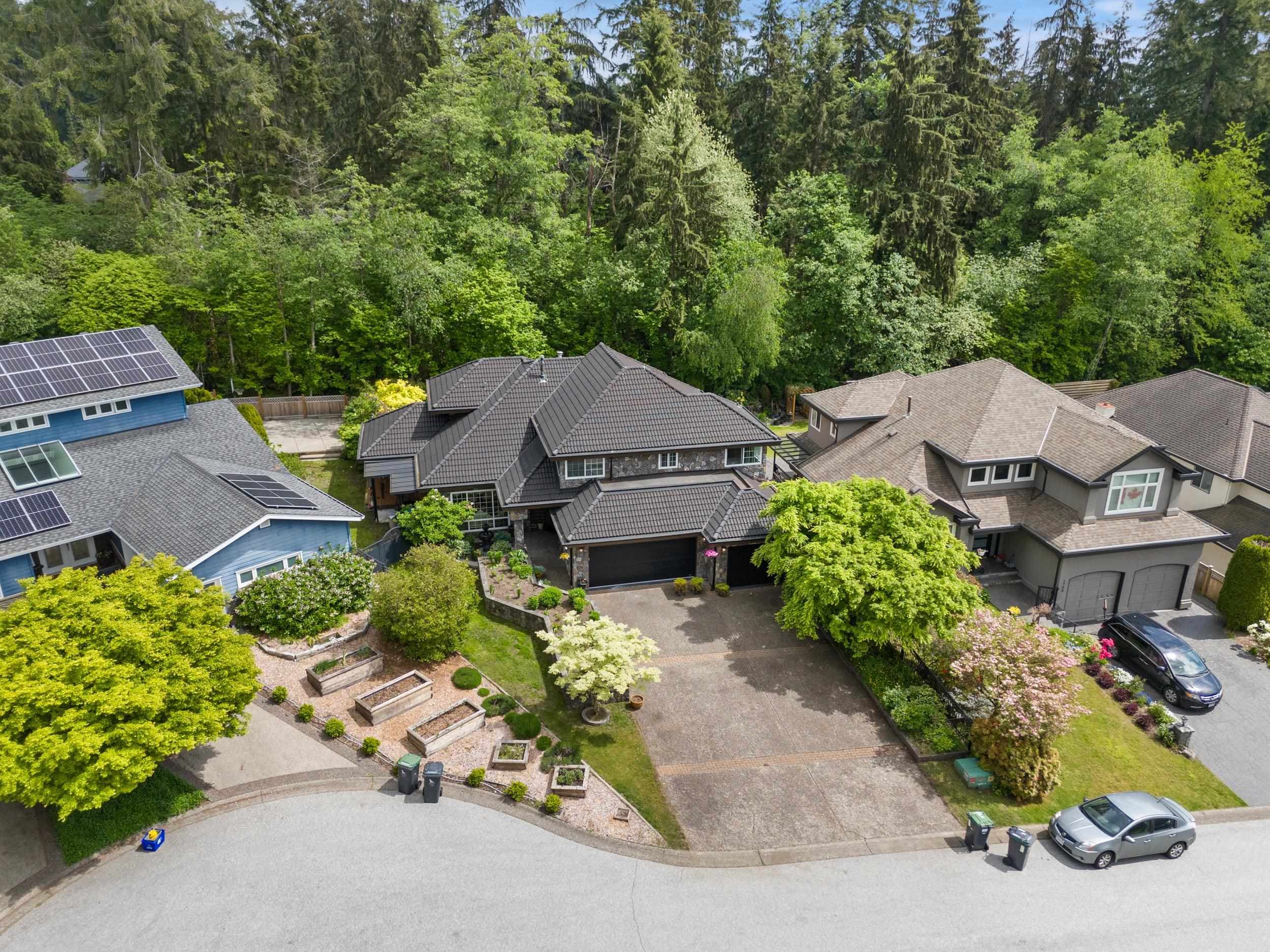 1766 Emerson Court, North Vancouver