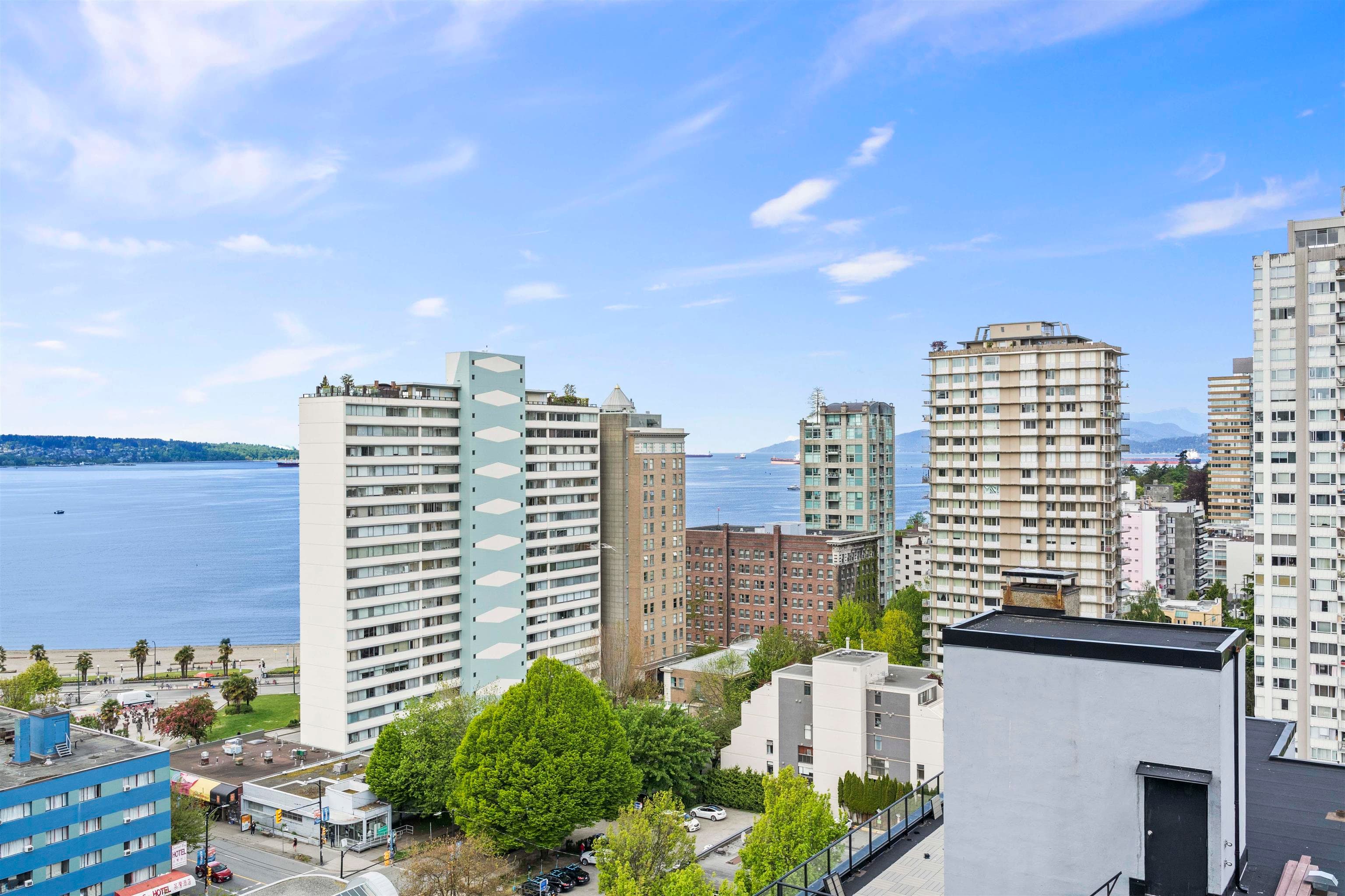 1603 - 1740 Comox Street, Vancouver, V6G 2Z1 — photo 2