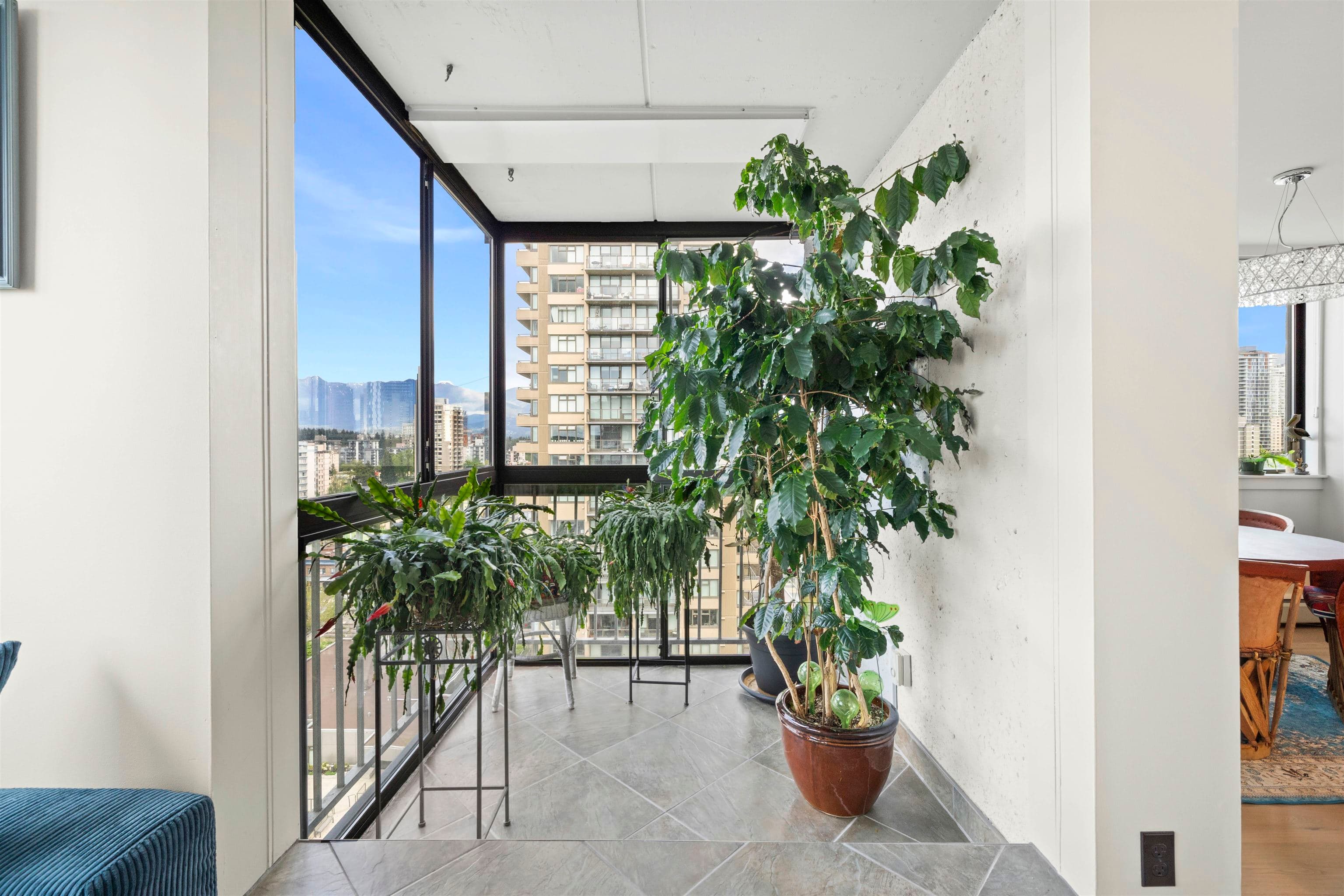 1603 - 1740 Comox Street, Vancouver, V6G 2Z1 — photo 4