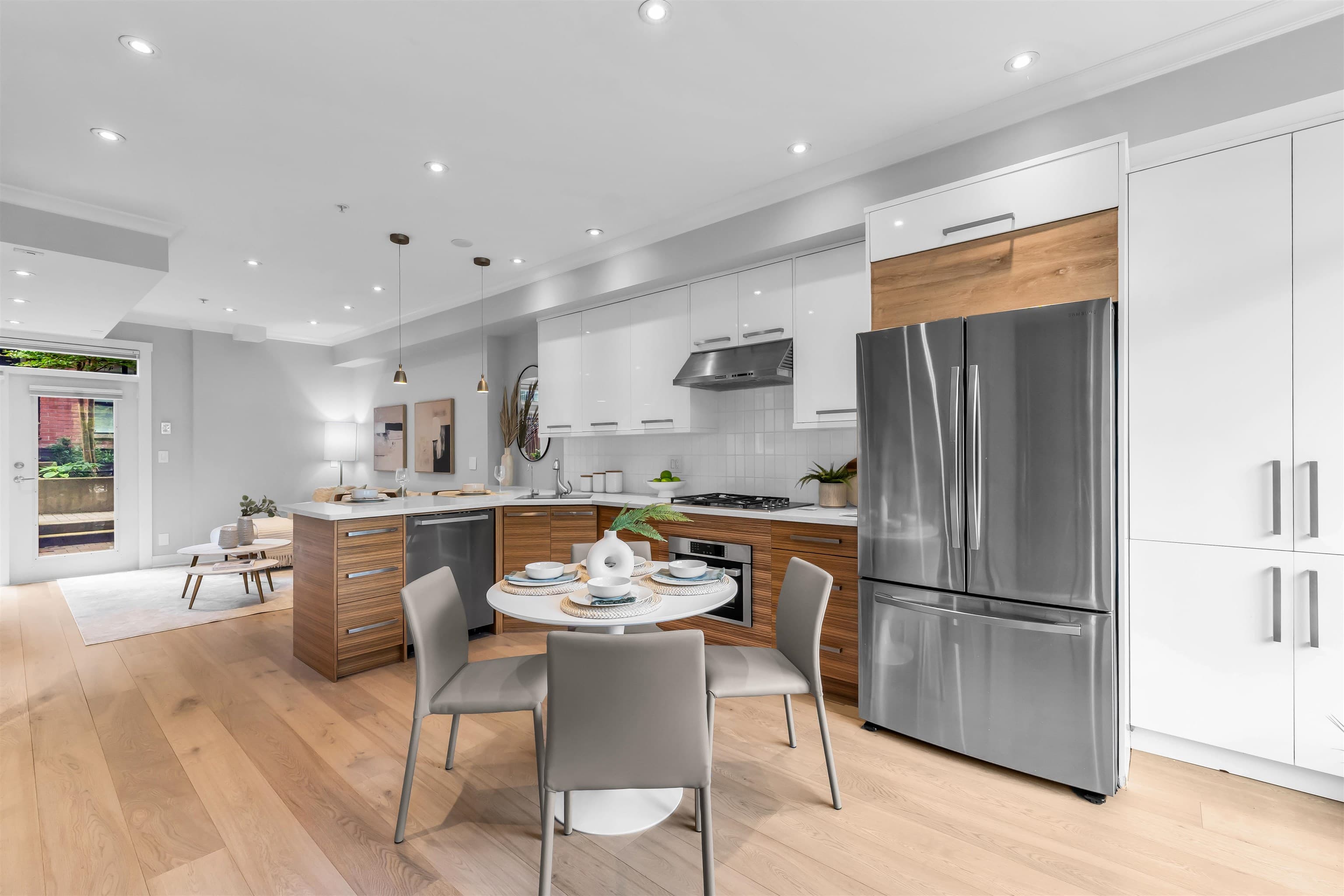 1956 W 5th Avenue, Vancouver, V6J 1P7 — photo 4