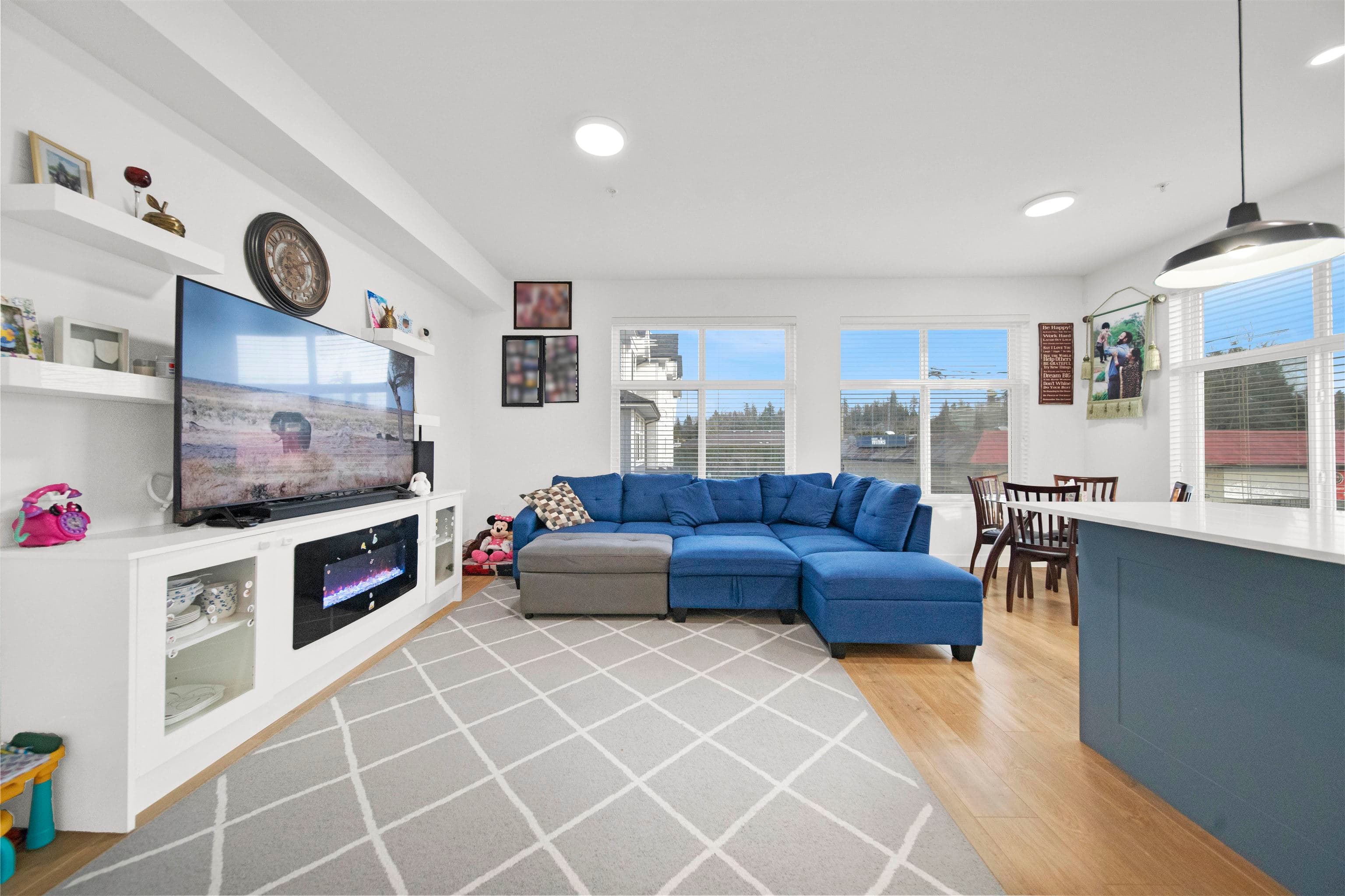10 - 21688 52 Avenue, Langley, V2Y 4K9 — photo 2