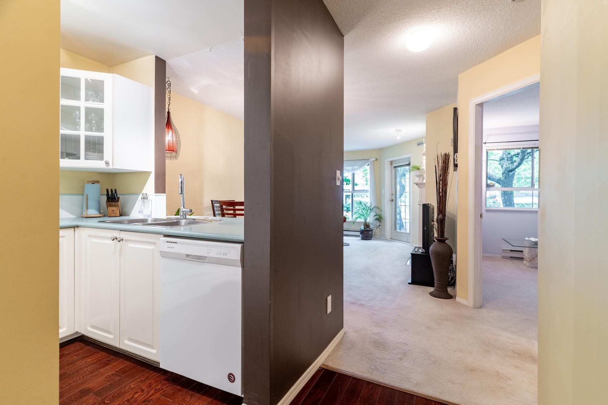 114 - 15150 108 Avenue, Surrey, V3R 0V1 — photo 4