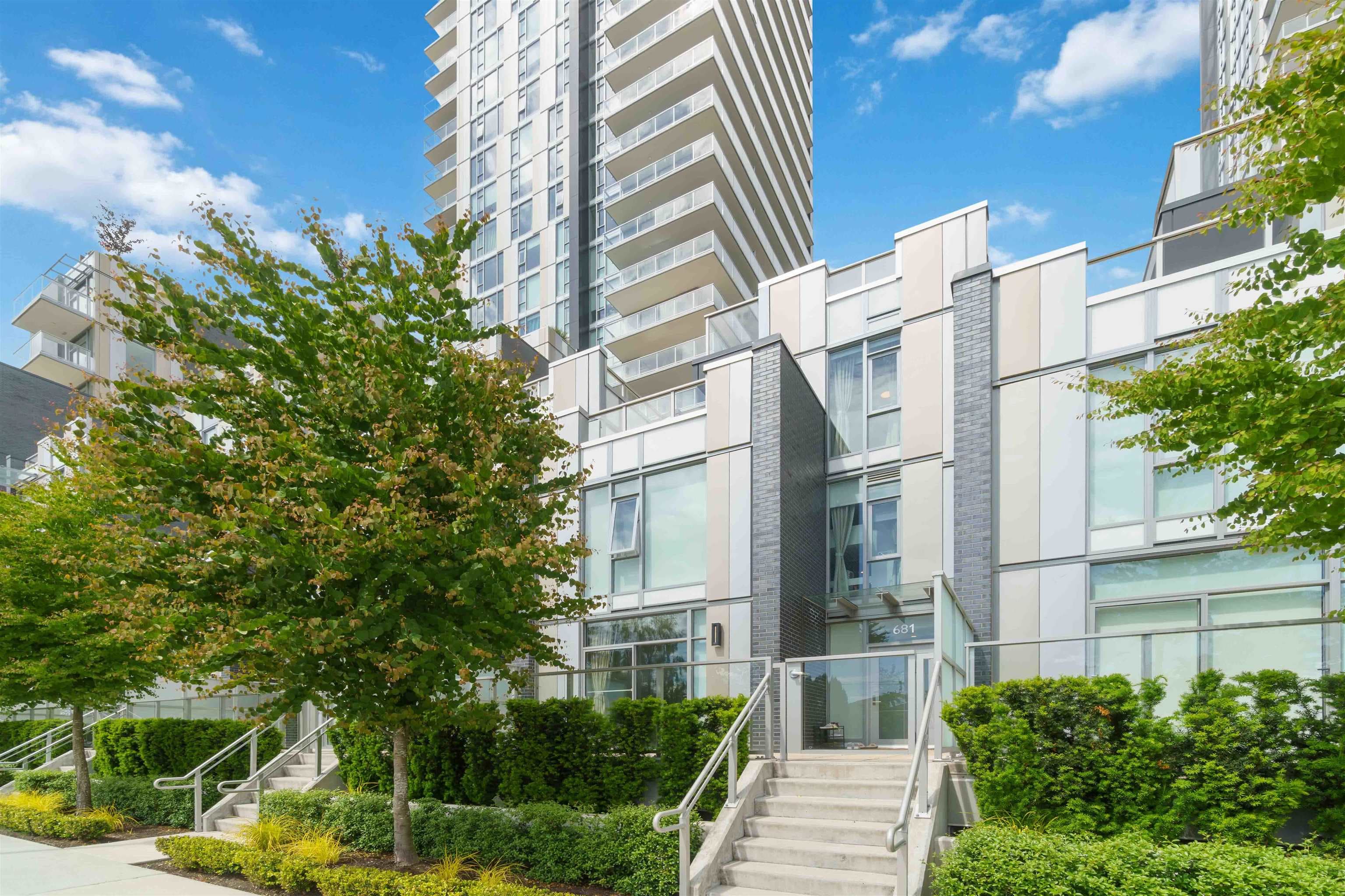 681 W 59th Avenue, Vancouver