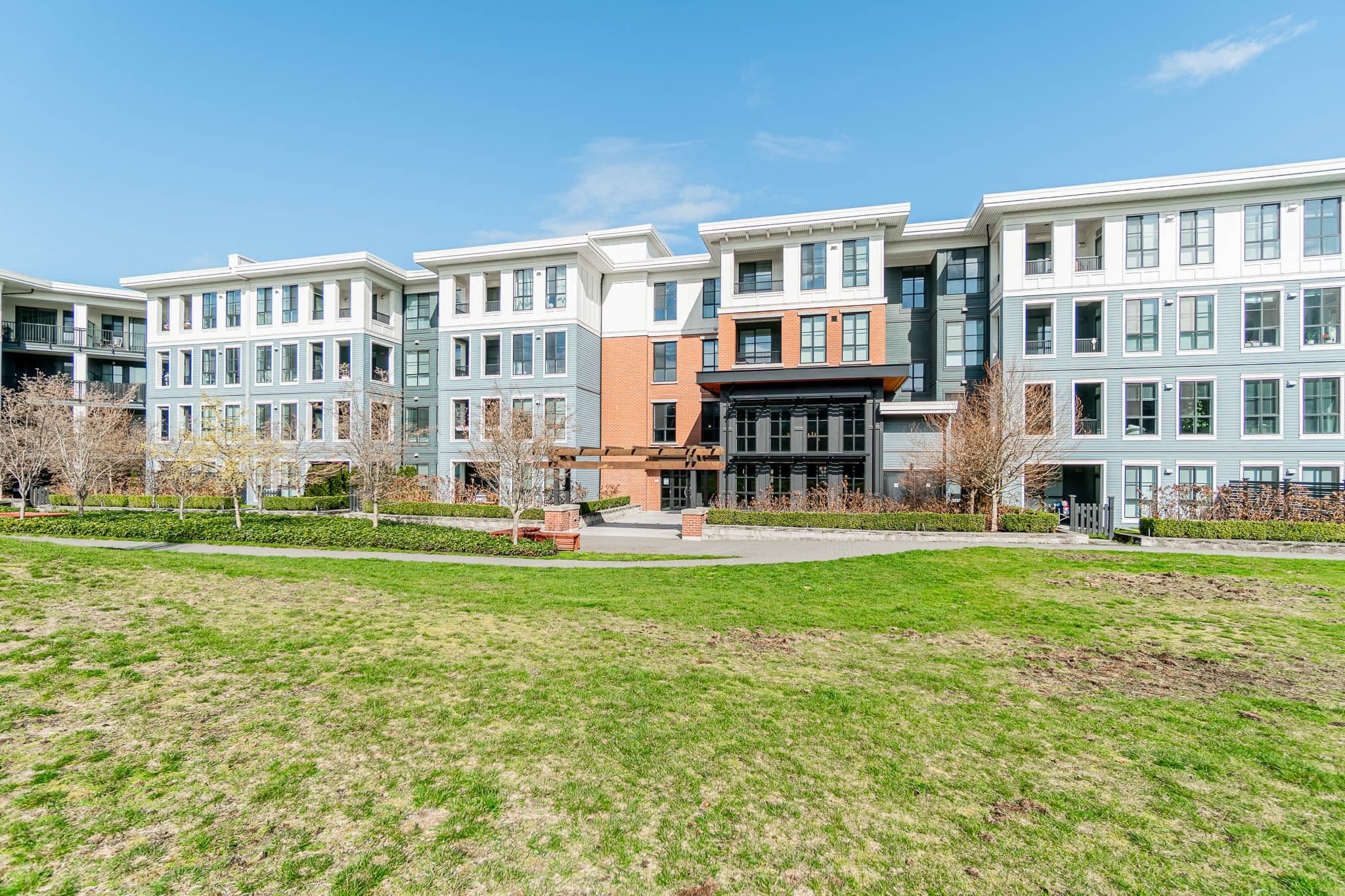 210 - 15138 34 Avenue, Surrey, V3Z 0N7 — photo 3