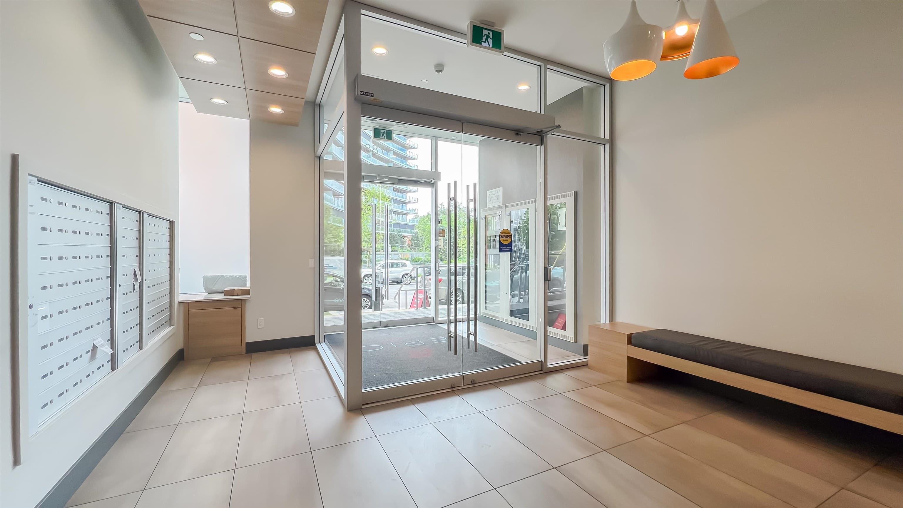 503 - 1788 Columbia Street, Vancouver, V5Y 0L7 — photo 2