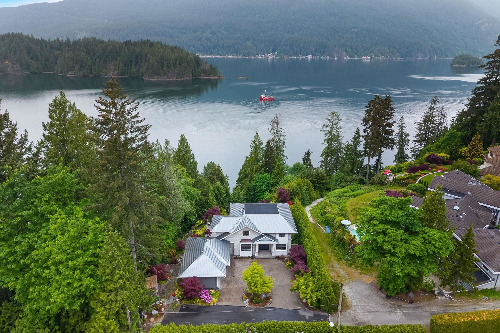 3377 Senkler Road, Belcarra