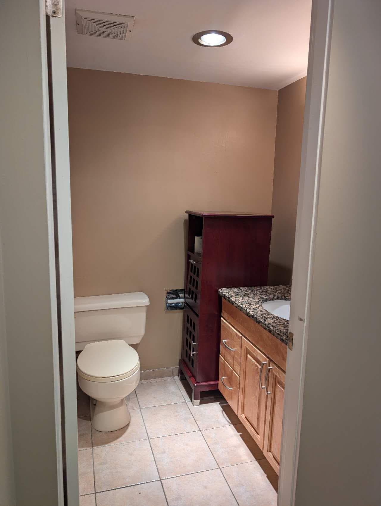 103 - 5645 Barker Avenue, Burnaby, V5H 3Z5 — photo 5
