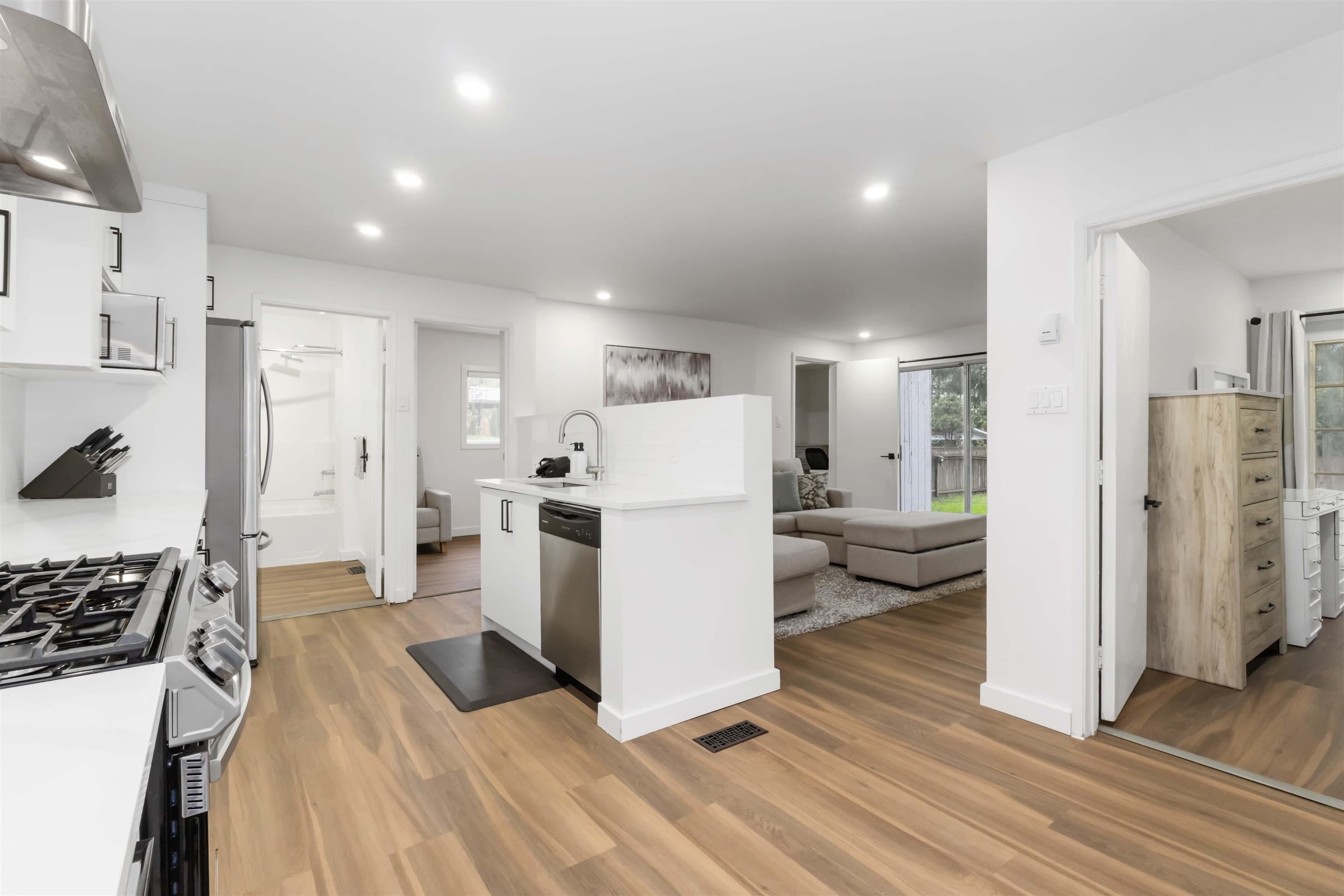 11125 Charlton Street, Maple Ridge