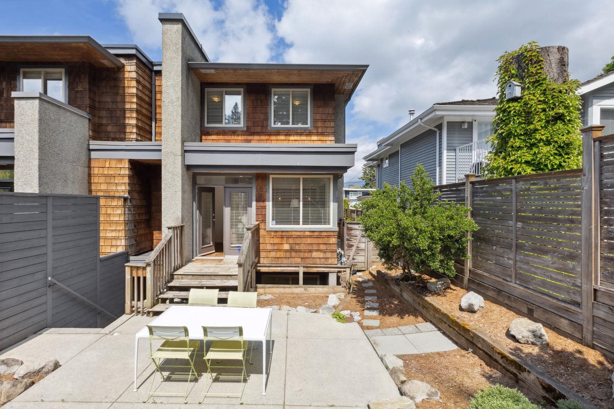 6364 Douglas Street, West Vancouver, V7W 2E9 — photo 2