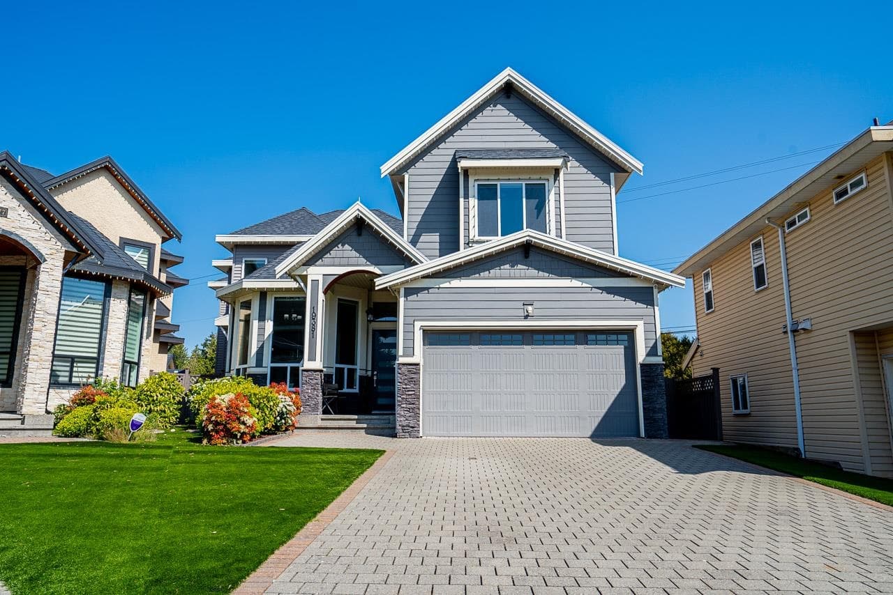 19381 62 Avenue, Surrey
