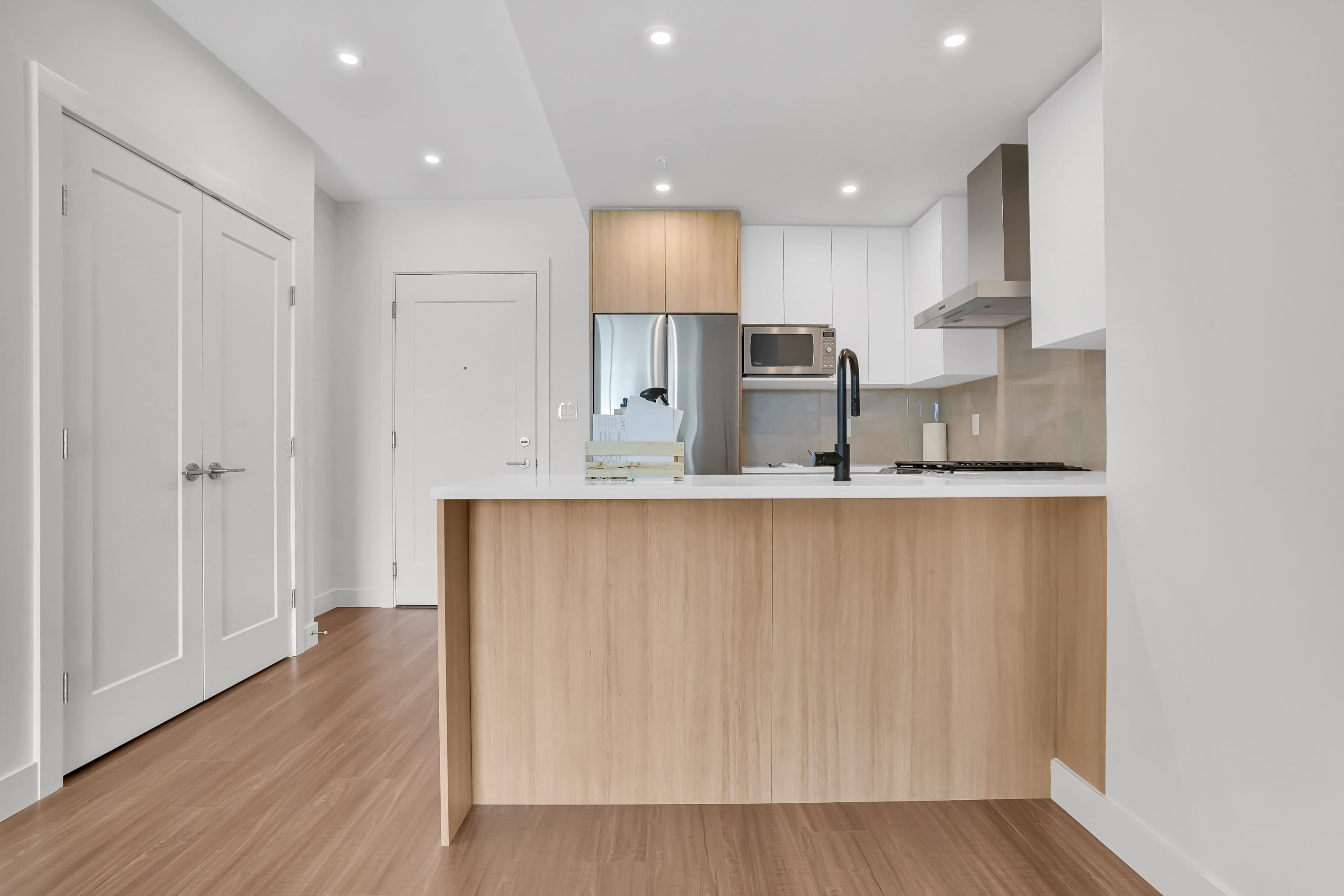 209 - 31900 Raven Avenue, Mission, V2V 0H5 — photo 5