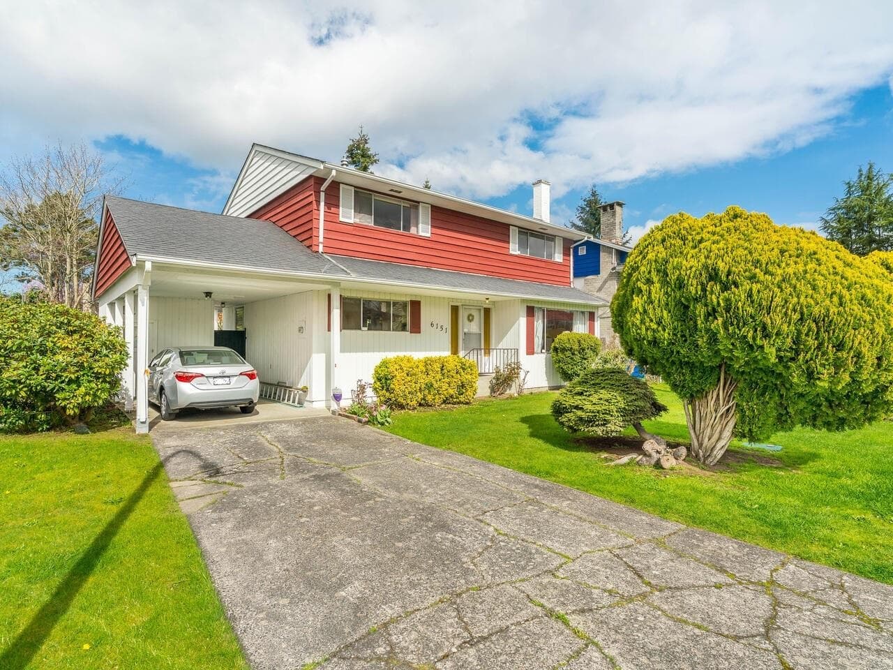 6151 Nanika Crescent, Richmond