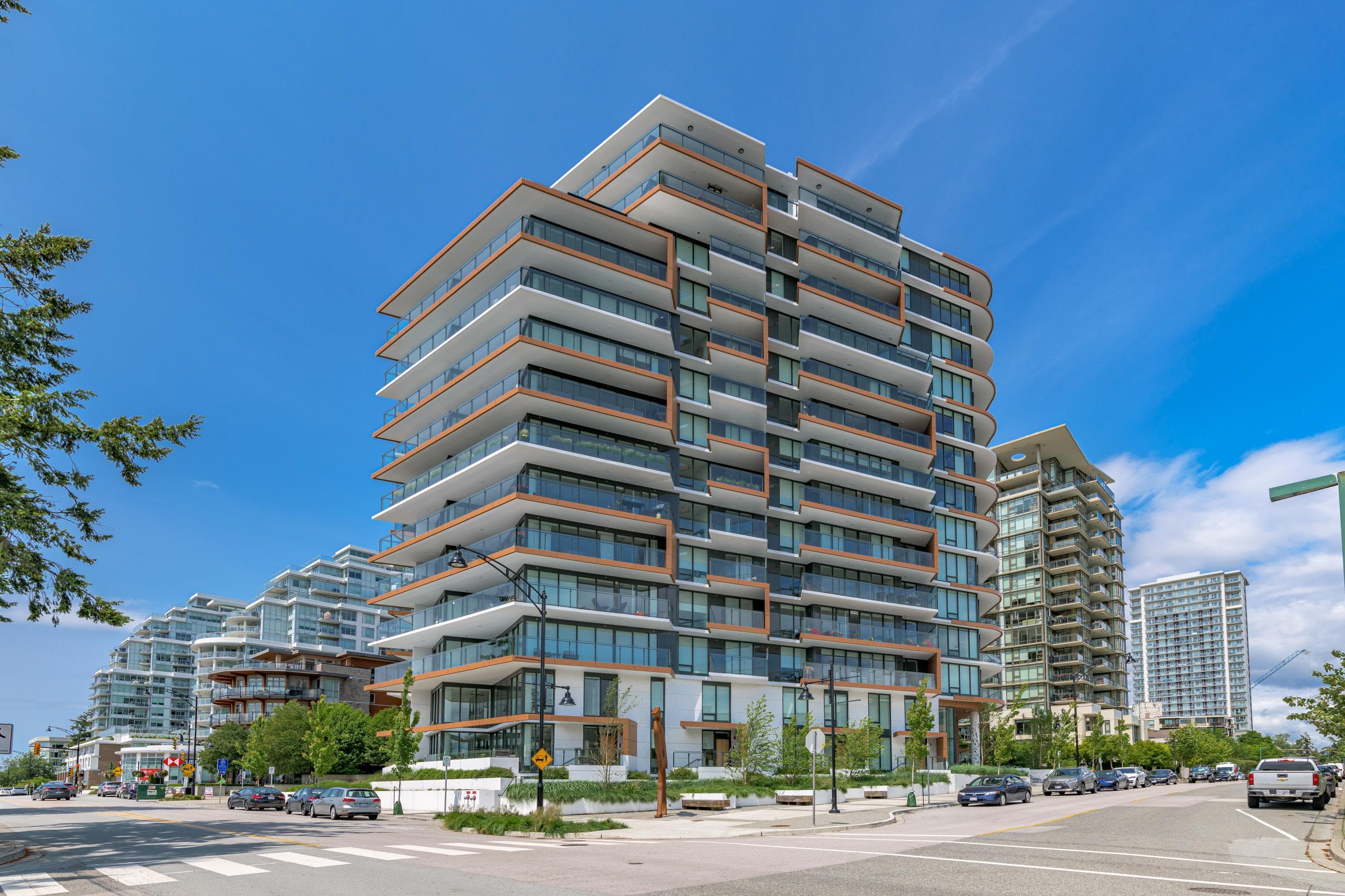 202 - 1439 George Street, White Rock, V4B 0B9 — photo 1