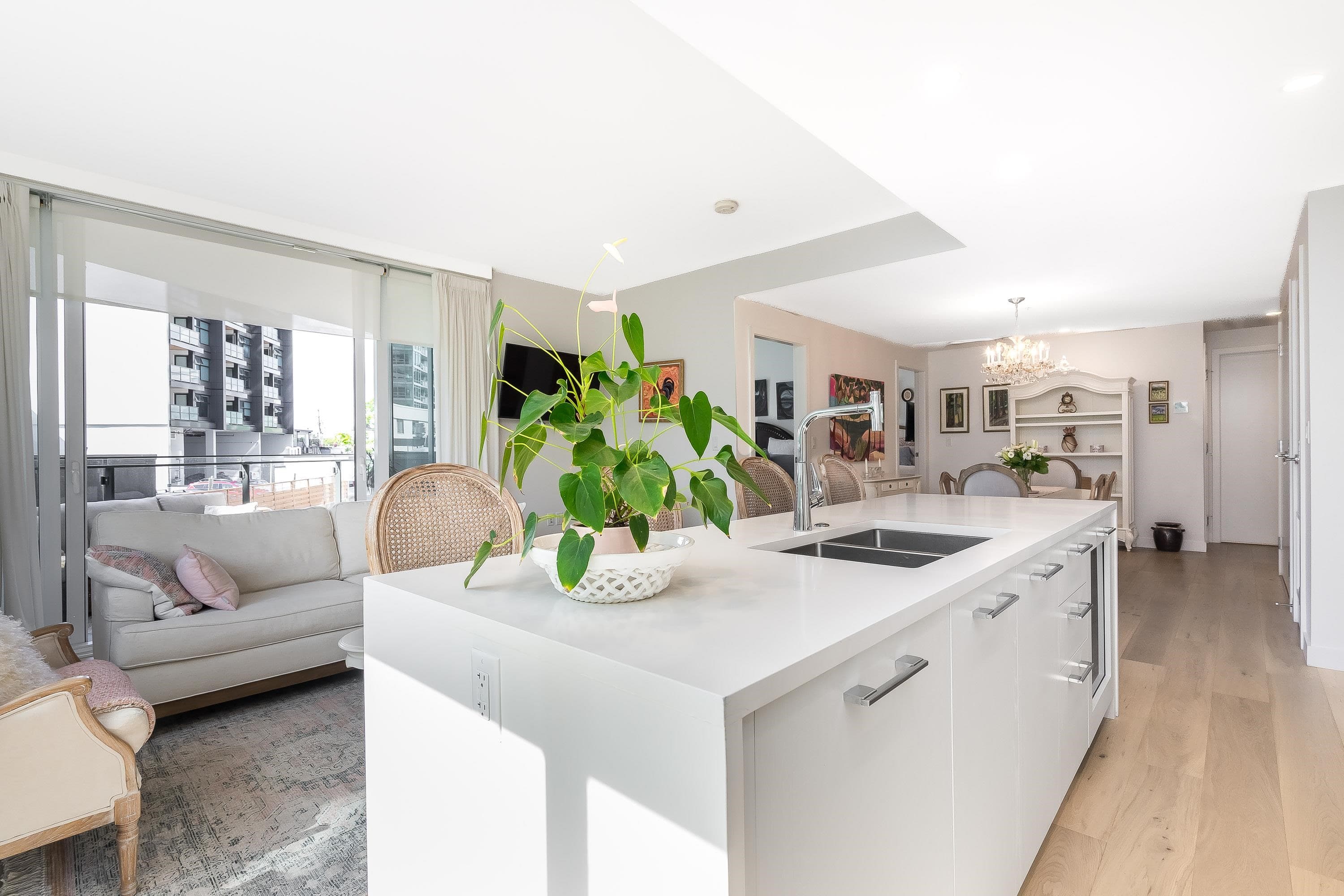202 - 1439 George Street, White Rock, V4B 0B9 — photo 4