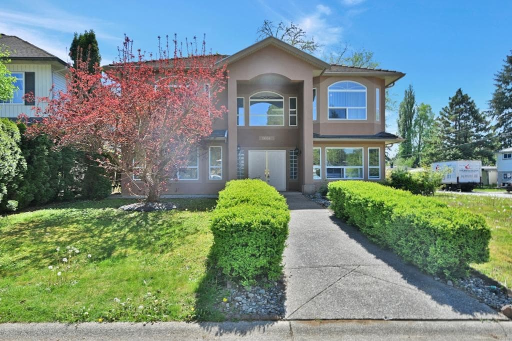 21008 Barker Avenue, Maple Ridge, V2X 8R6 — photo 1