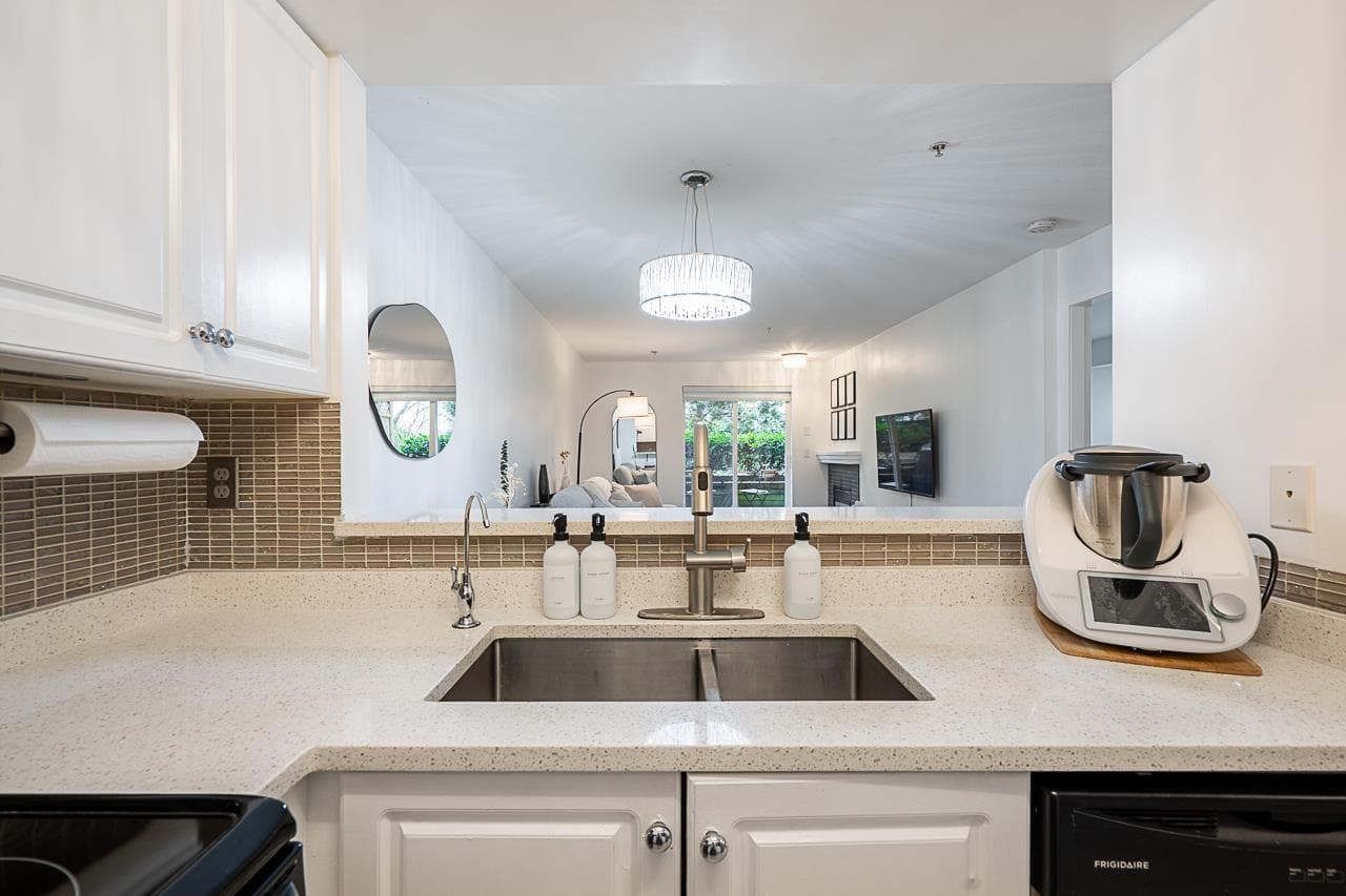 110 - 8110 120a Street, Surrey, V3W 3P3 — photo 3