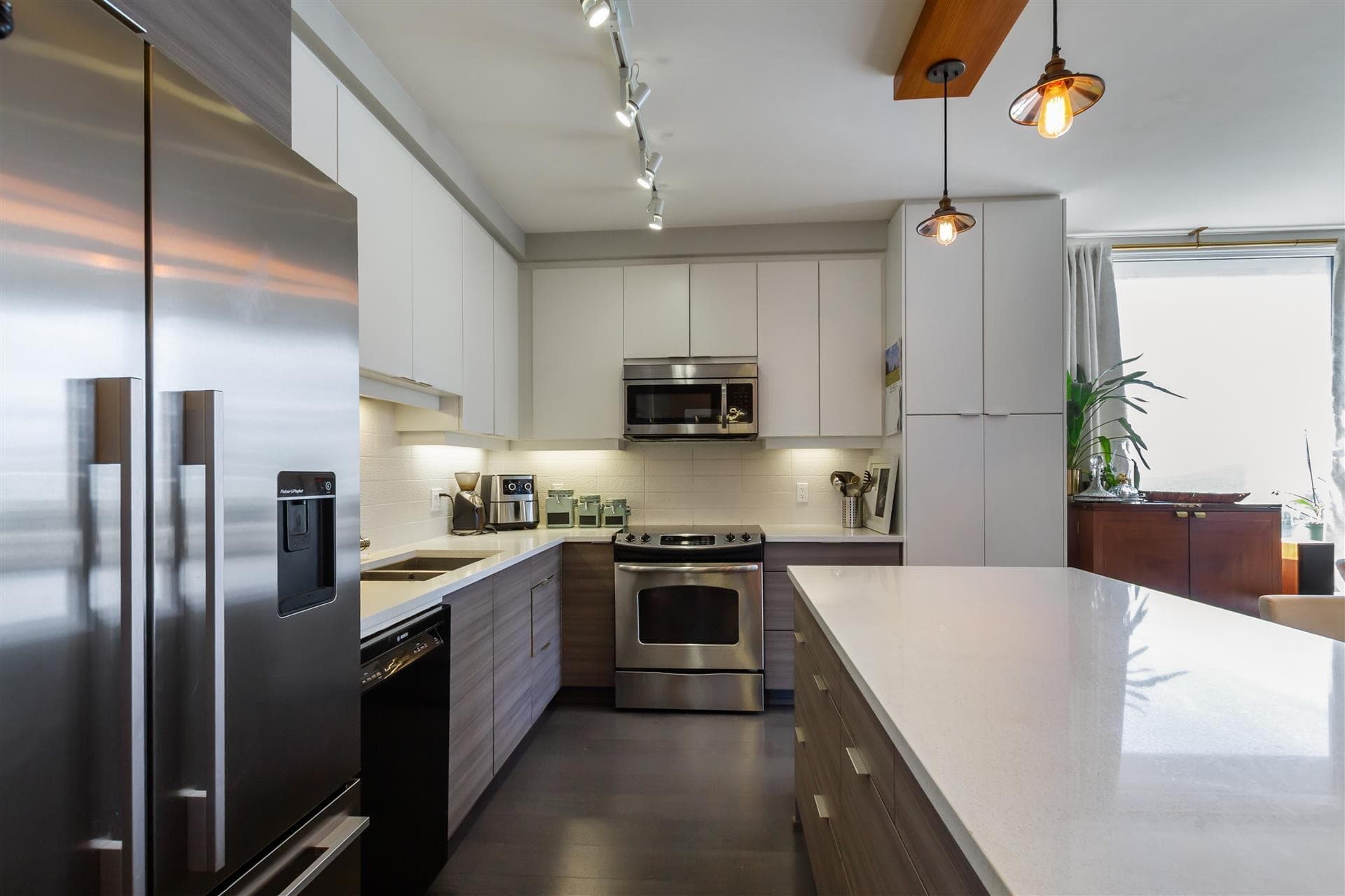 1007 - 9393 Tower Road, Burnaby, V5E 0E2 — photo 5
