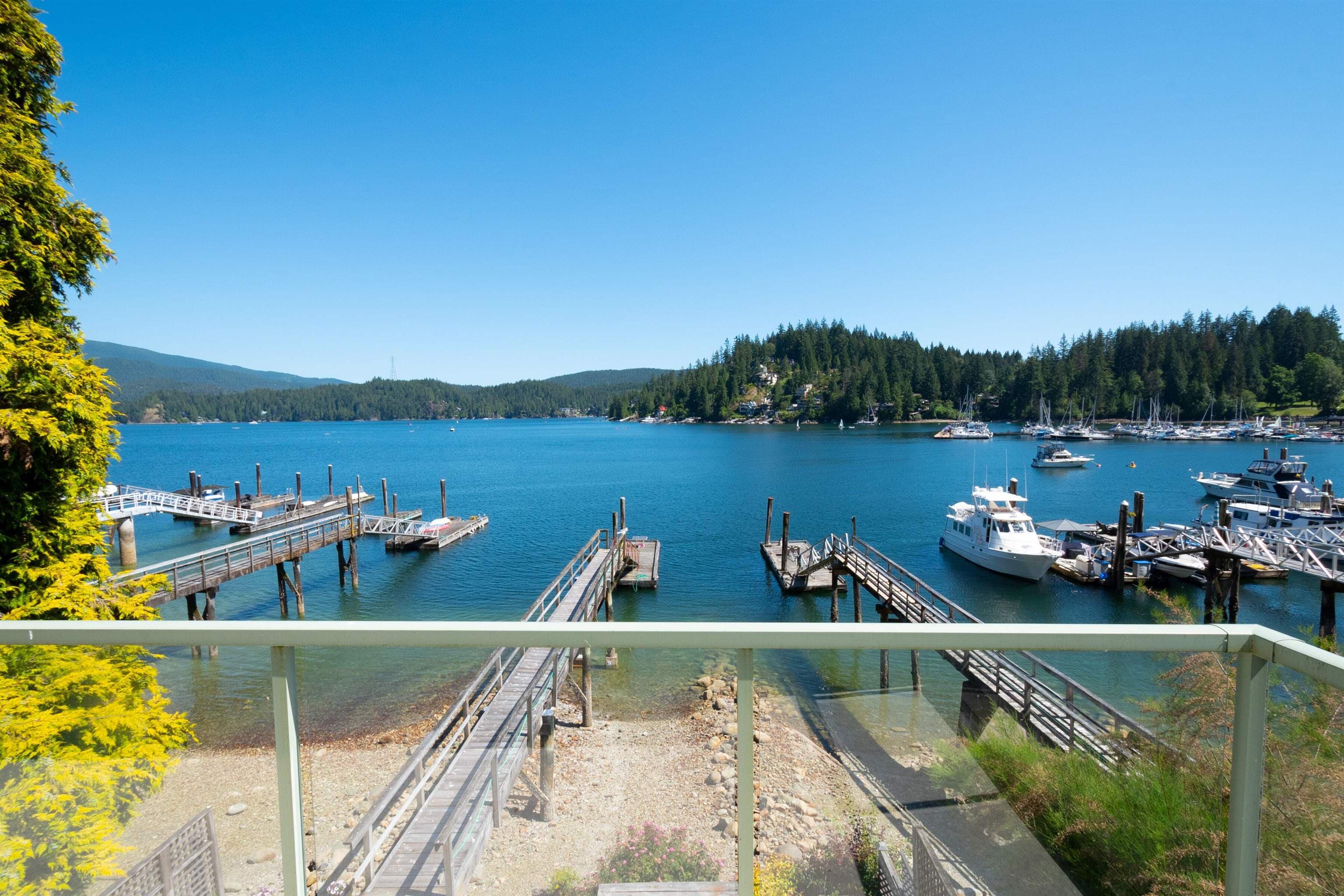 2564 Panorama Drive, North Vancouver