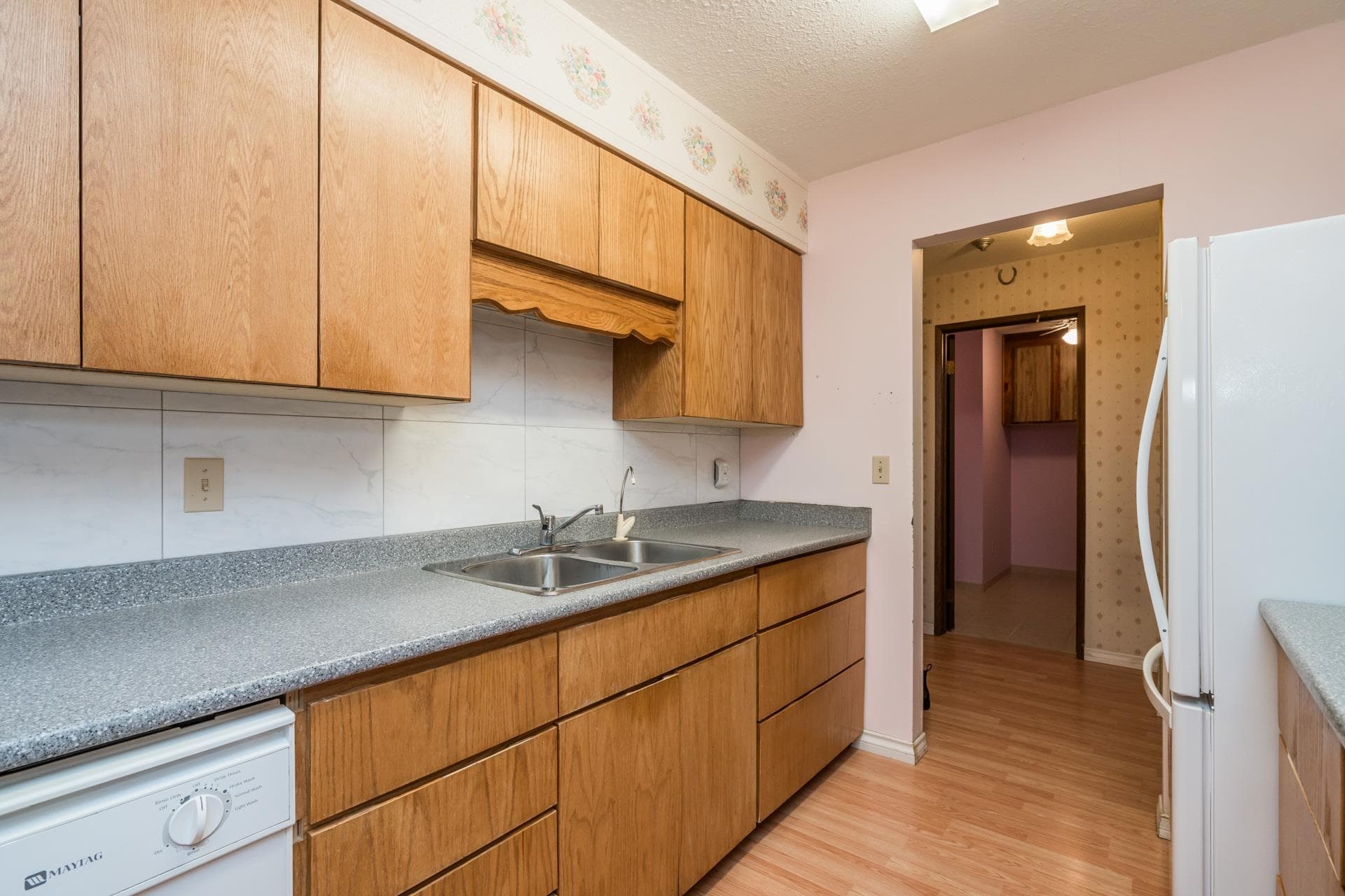 203 - 33369 Old Yale Road, Abbotsford, V2S 2J6 — photo 5