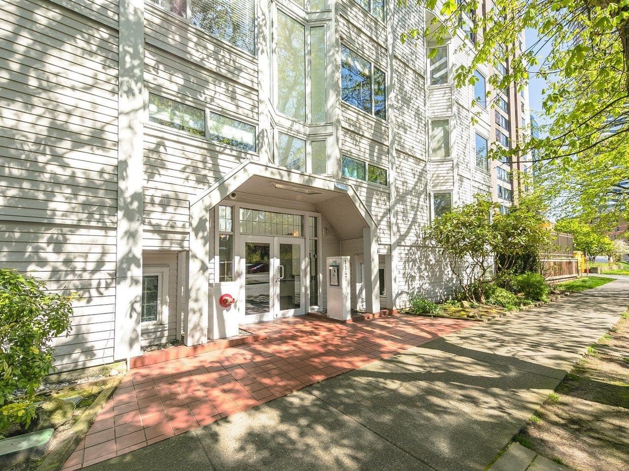 105 - 1147 Nelson Street, Vancouver, V6E 1J3 — photo 2