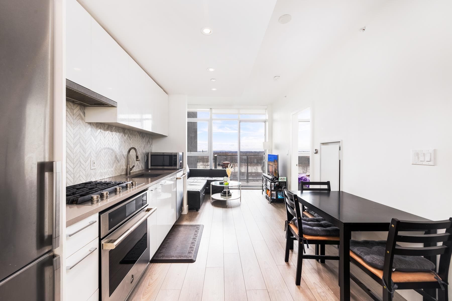 1403 - 8570 Rivergrass Drive, Vancouver, V5S 0H4 — photo 4