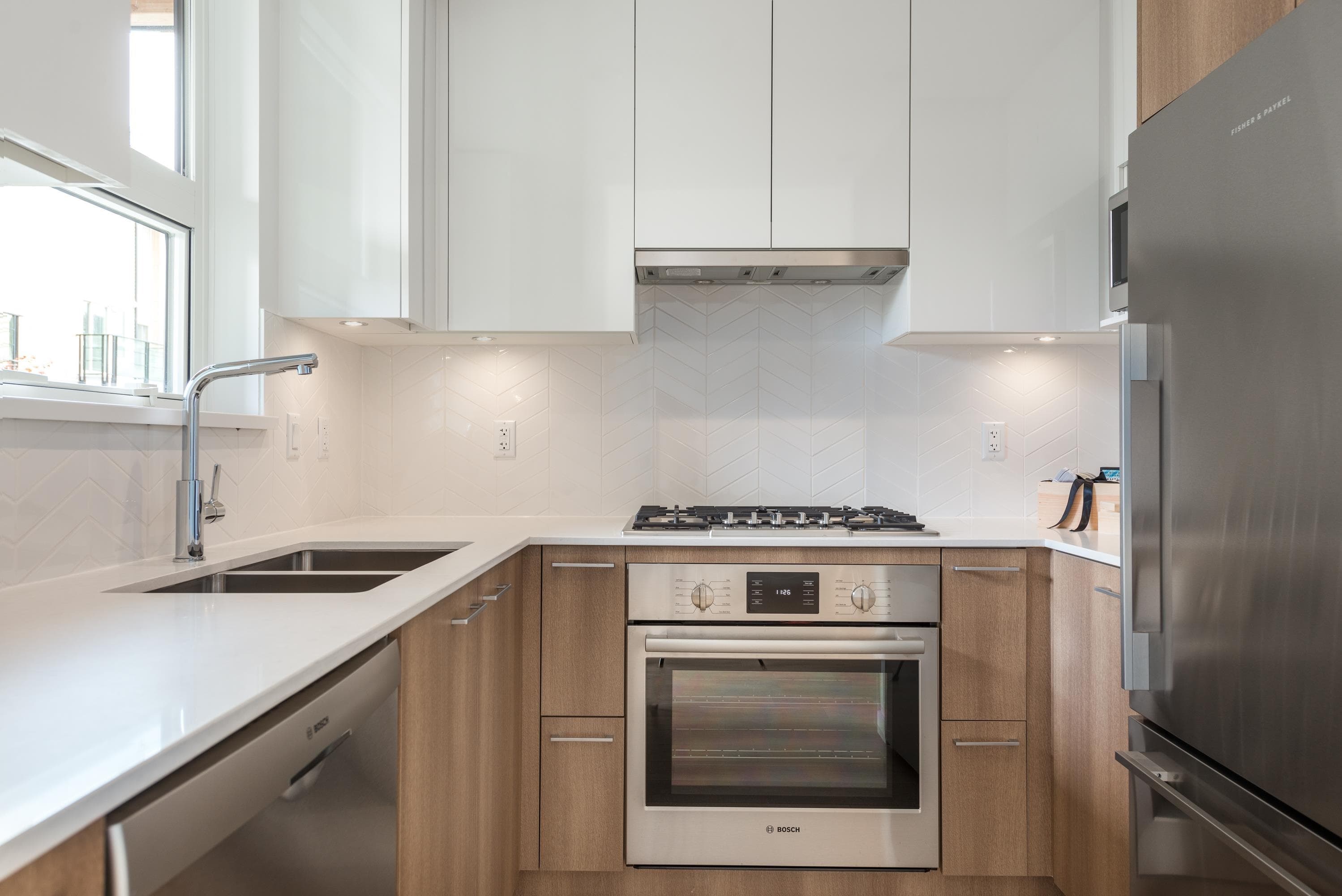 111 - 715 W 15th Street, North Vancouver, V7M 1T2 — photo 3
