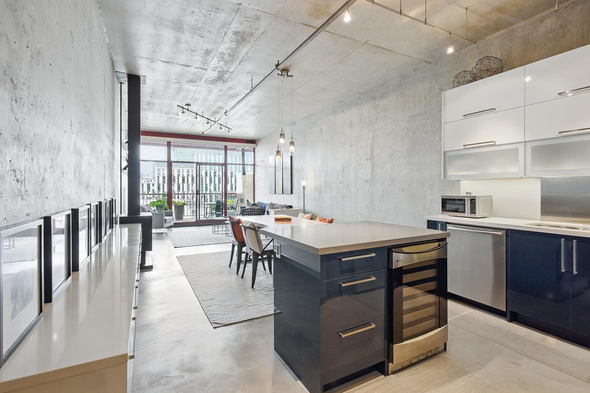 303 - 128 W 6th Avenue, Vancouver
