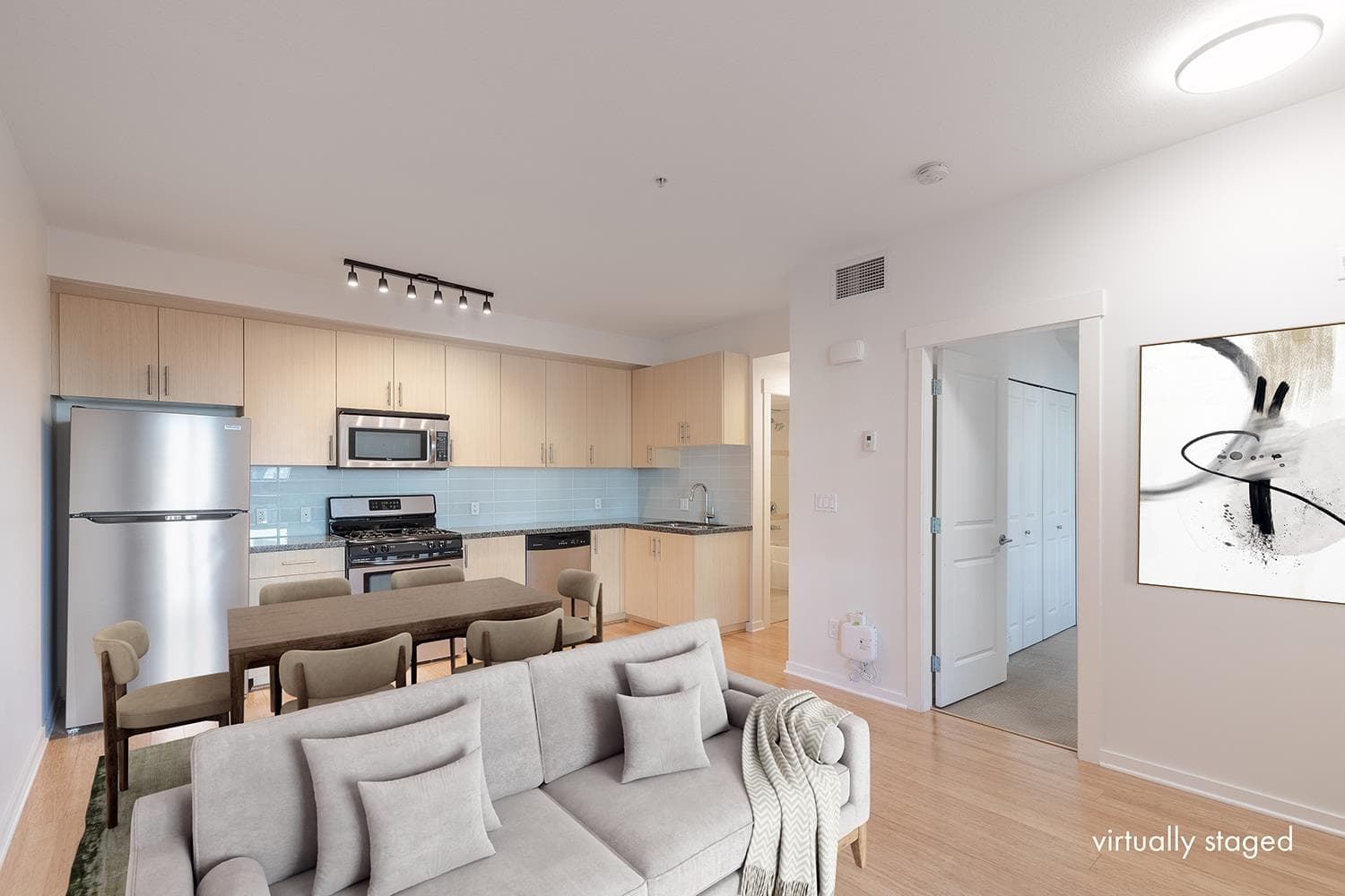 203 - 6077 London Road, Richmond, V7E 0A7 — photo 2