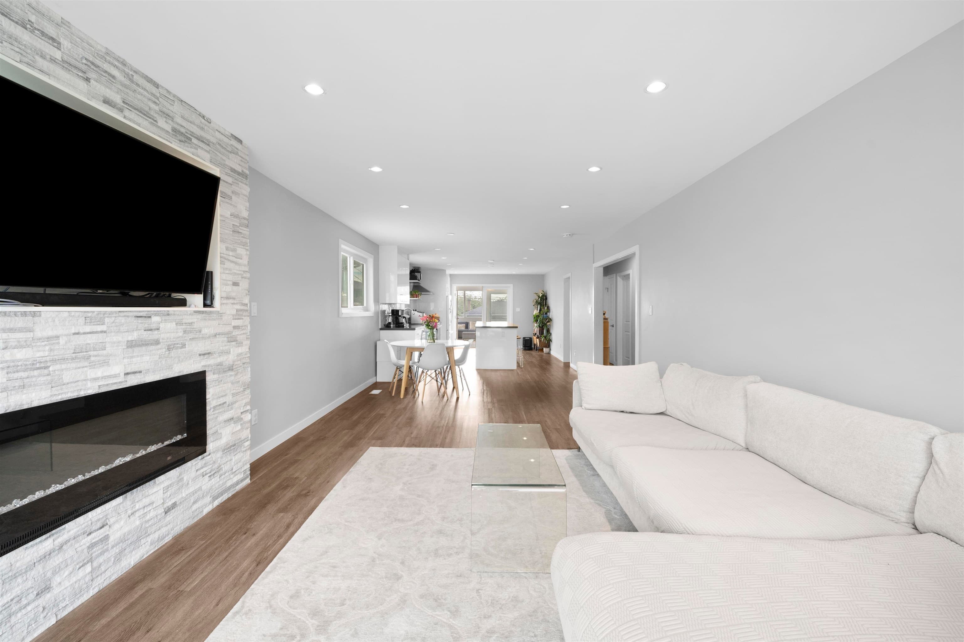 3160 E 6th Avenue, Vancouver, V5M 1S5 — photo 4