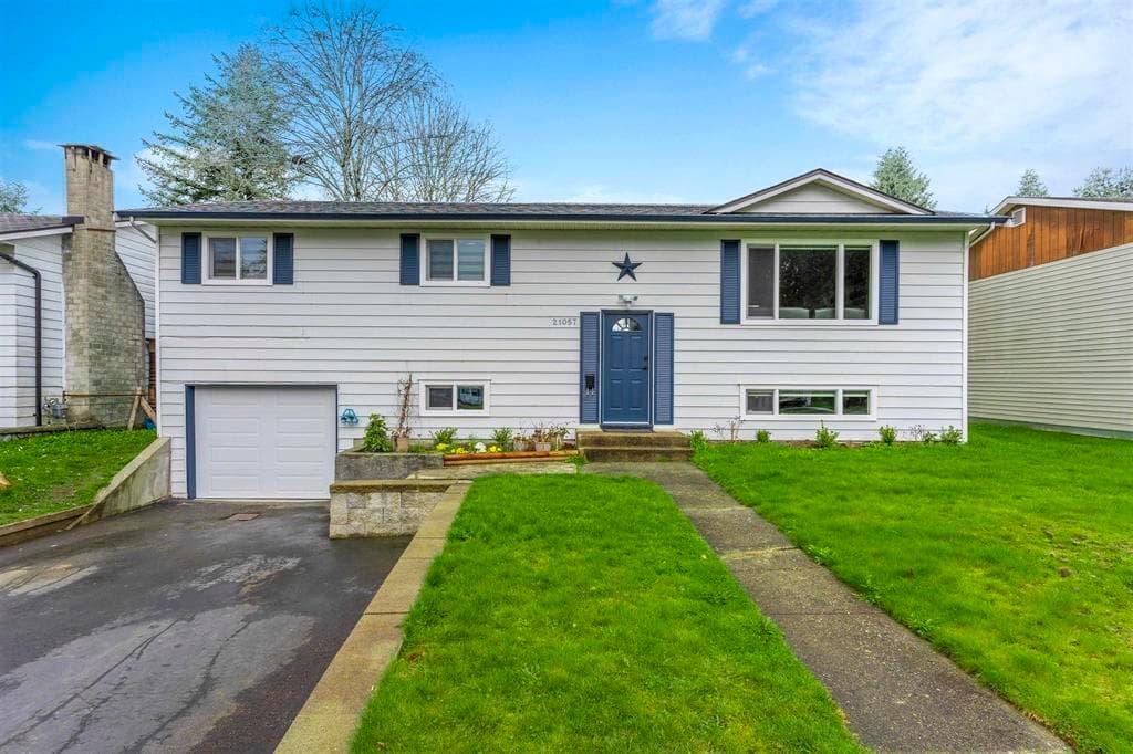 21057 Cook Avenue, Maple Ridge
