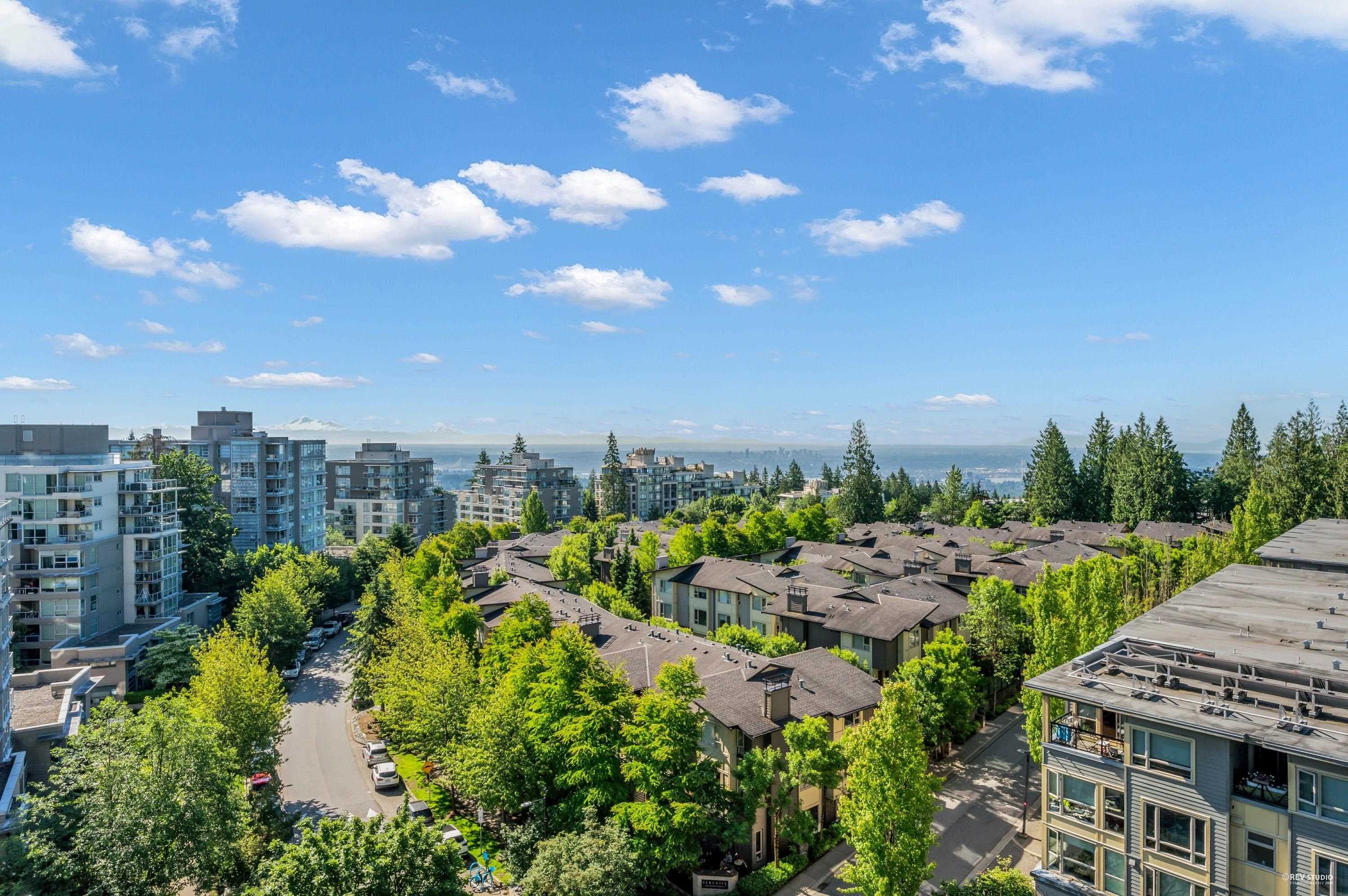1007 - 9222 University Crescent, Burnaby, V5A 0A6 — photo 2