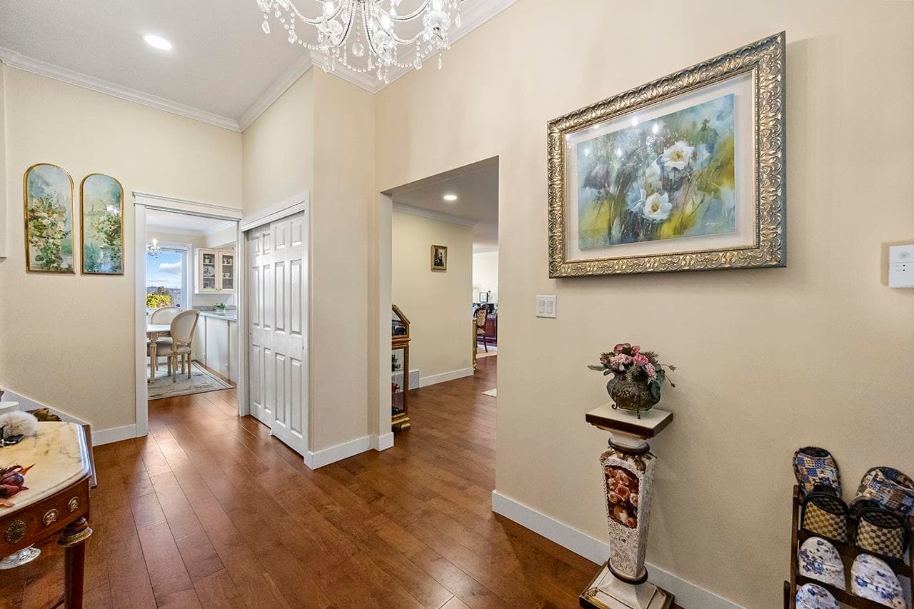 317 Hickey Drive, Coquitlam, V3K 5T3 — photo 3