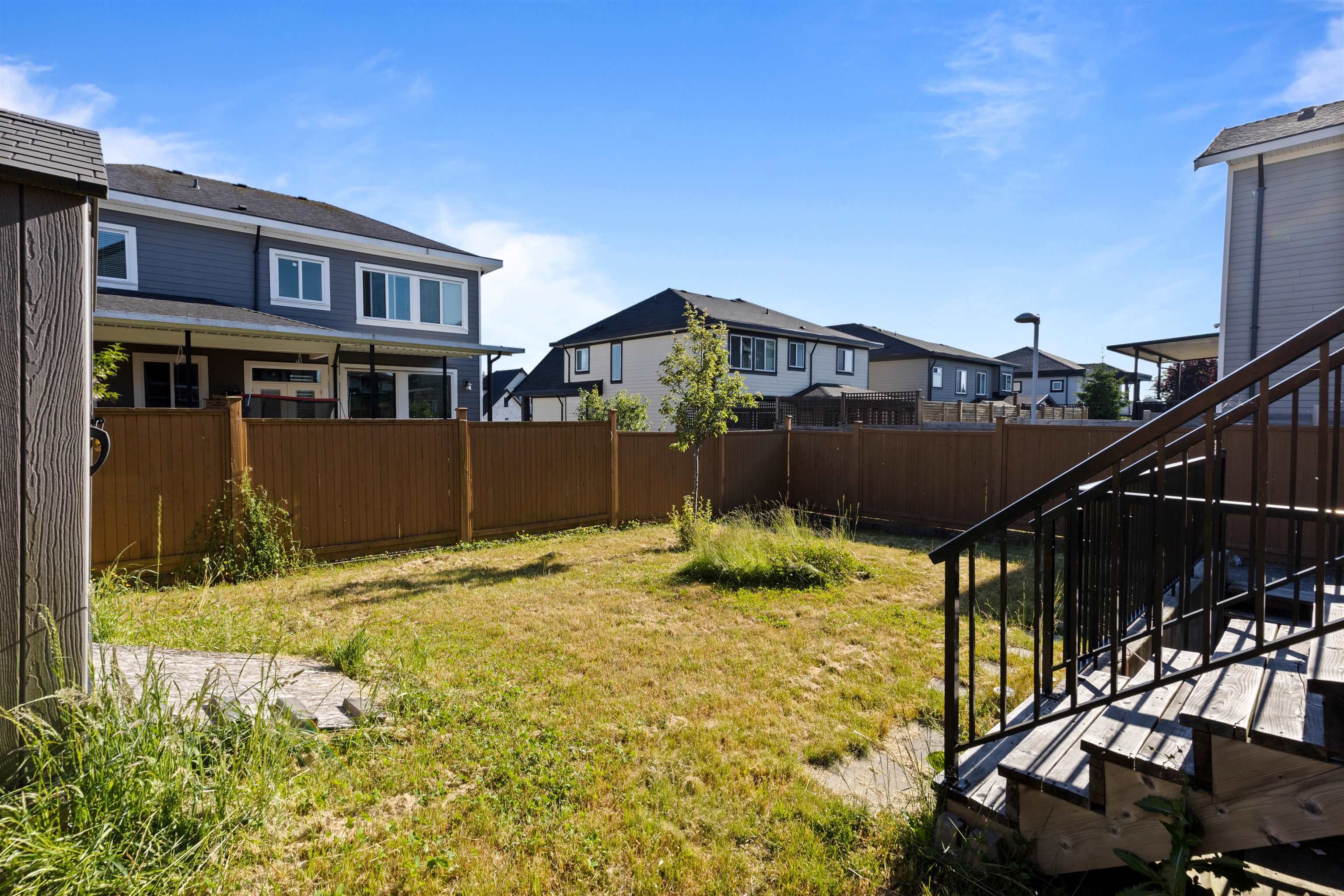 18616 56b Avenue, Surrey, V3S 8J3 — photo 4