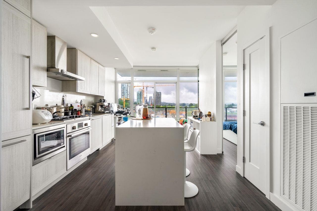 603 - 2351 Beta Avenue, Burnaby, V5C 0M2 — photo 4