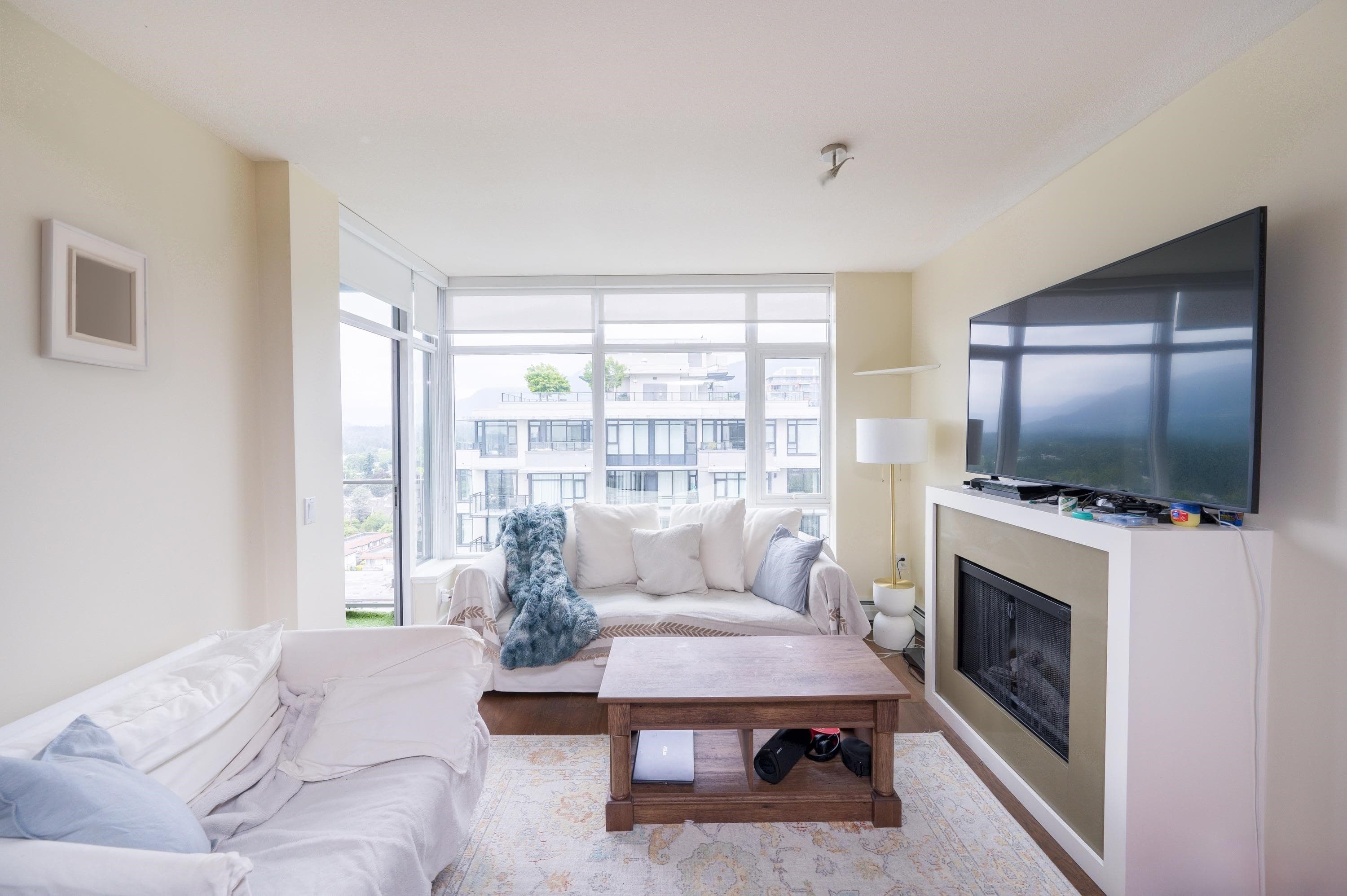 1406 - 1320 Chesterfield Avenue, North Vancouver, V7M 9A7 — photo 3