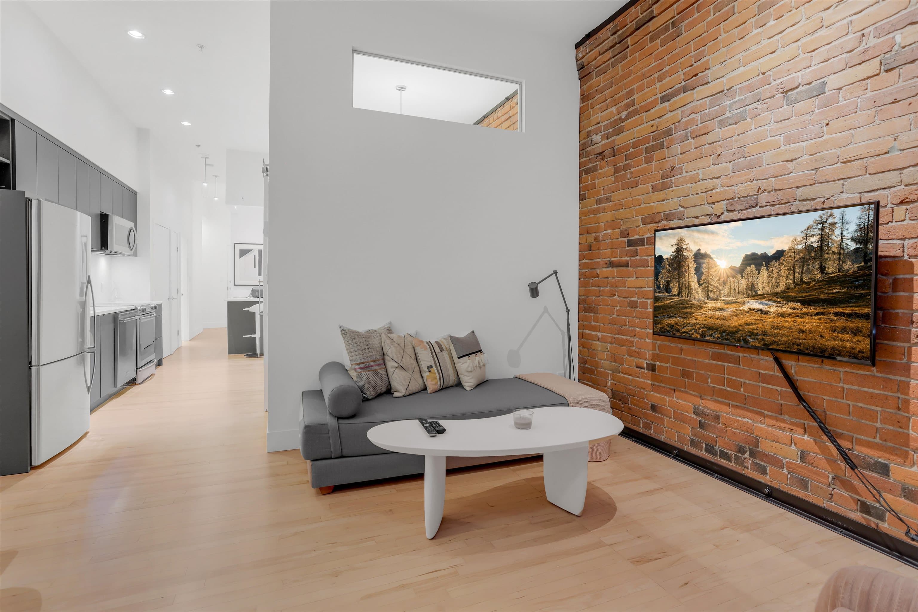 201 - 345 Water Street, Vancouver, V6B 1B8 — photo 5