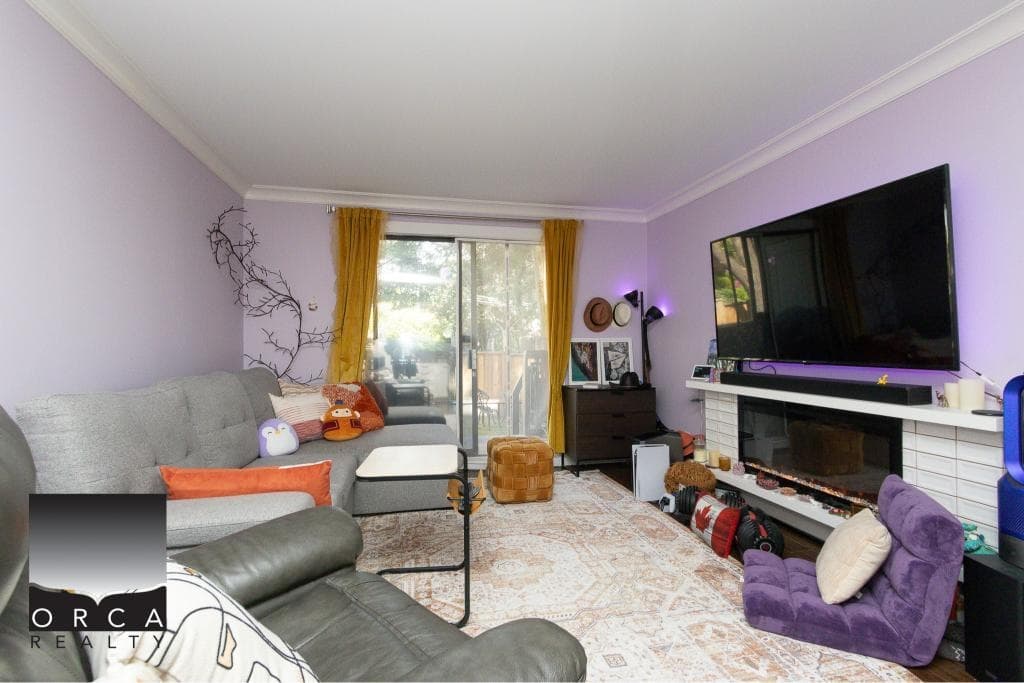 110 - 1442 Blackwood Street, White Rock, V4B 3V5 — photo 4