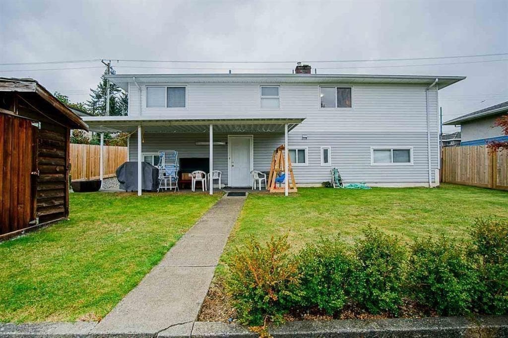 12219 99 Avenue, Surrey, V3V 2N6 — photo 2