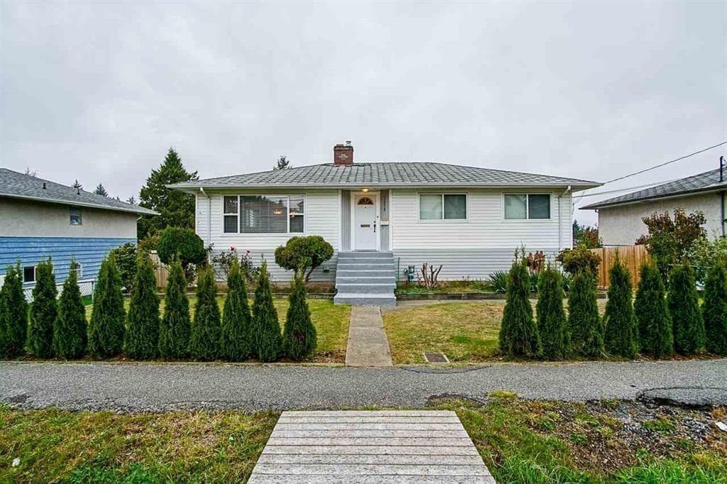 12219 99 Avenue, Surrey